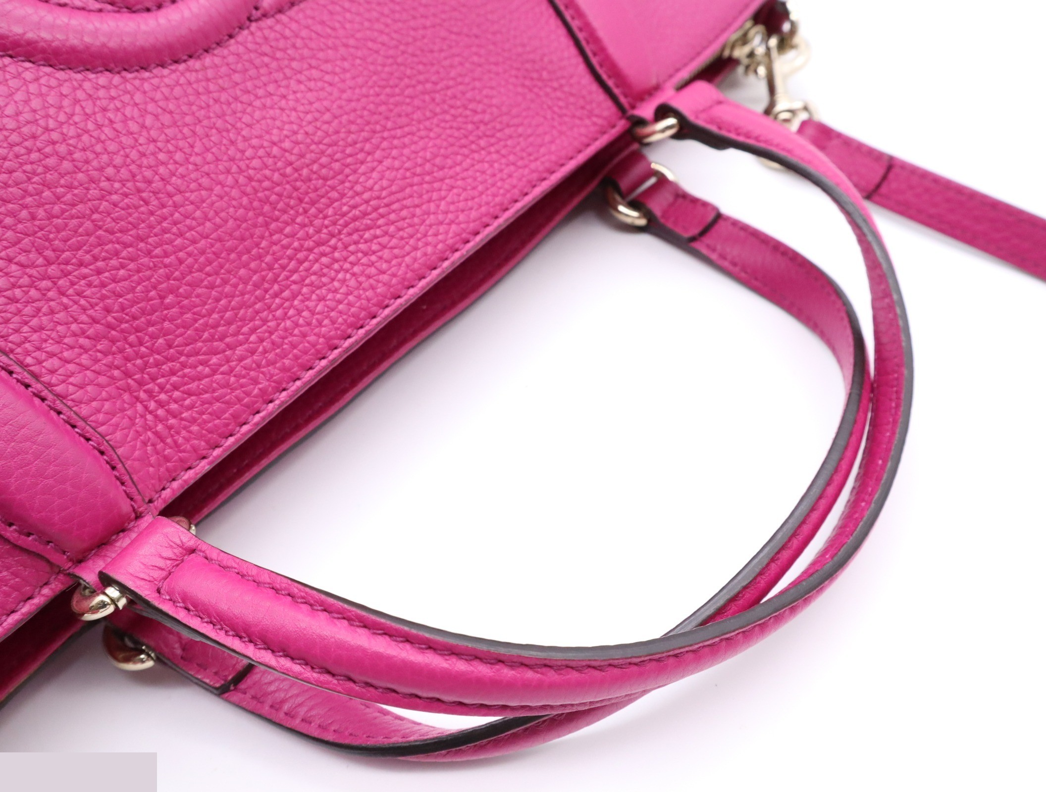 Soho 2-Way Shoulder Bag, Interlocking G, Fringe, Magenta — view 7