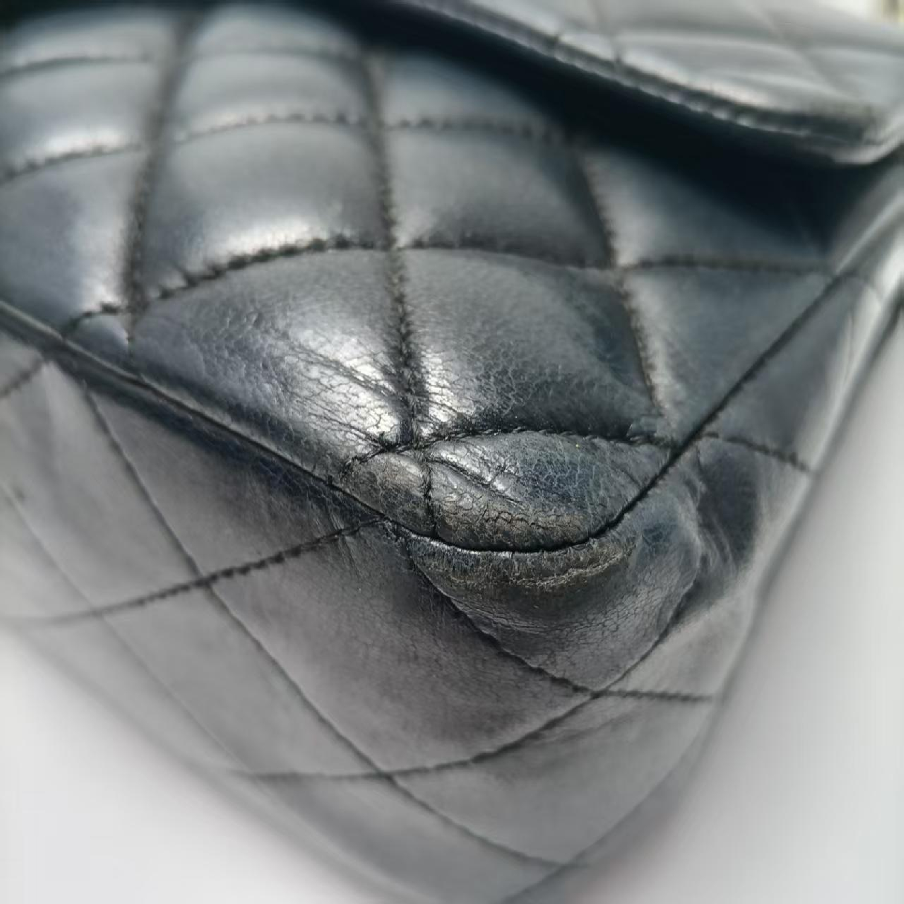 Classic Flap Lambskin Shoulder Bag Serial No. 12 Shoulder Bag — view 7