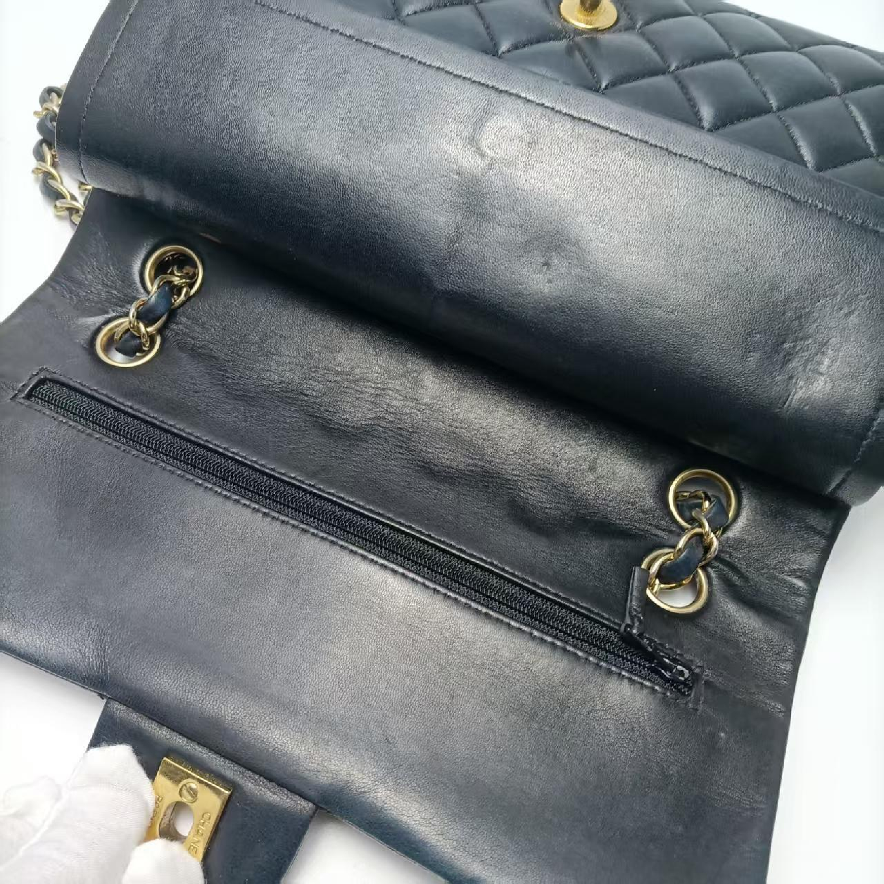 Classic Flap Lambskin Shoulder Bag Serial No. 12 Shoulder Bag — view 9