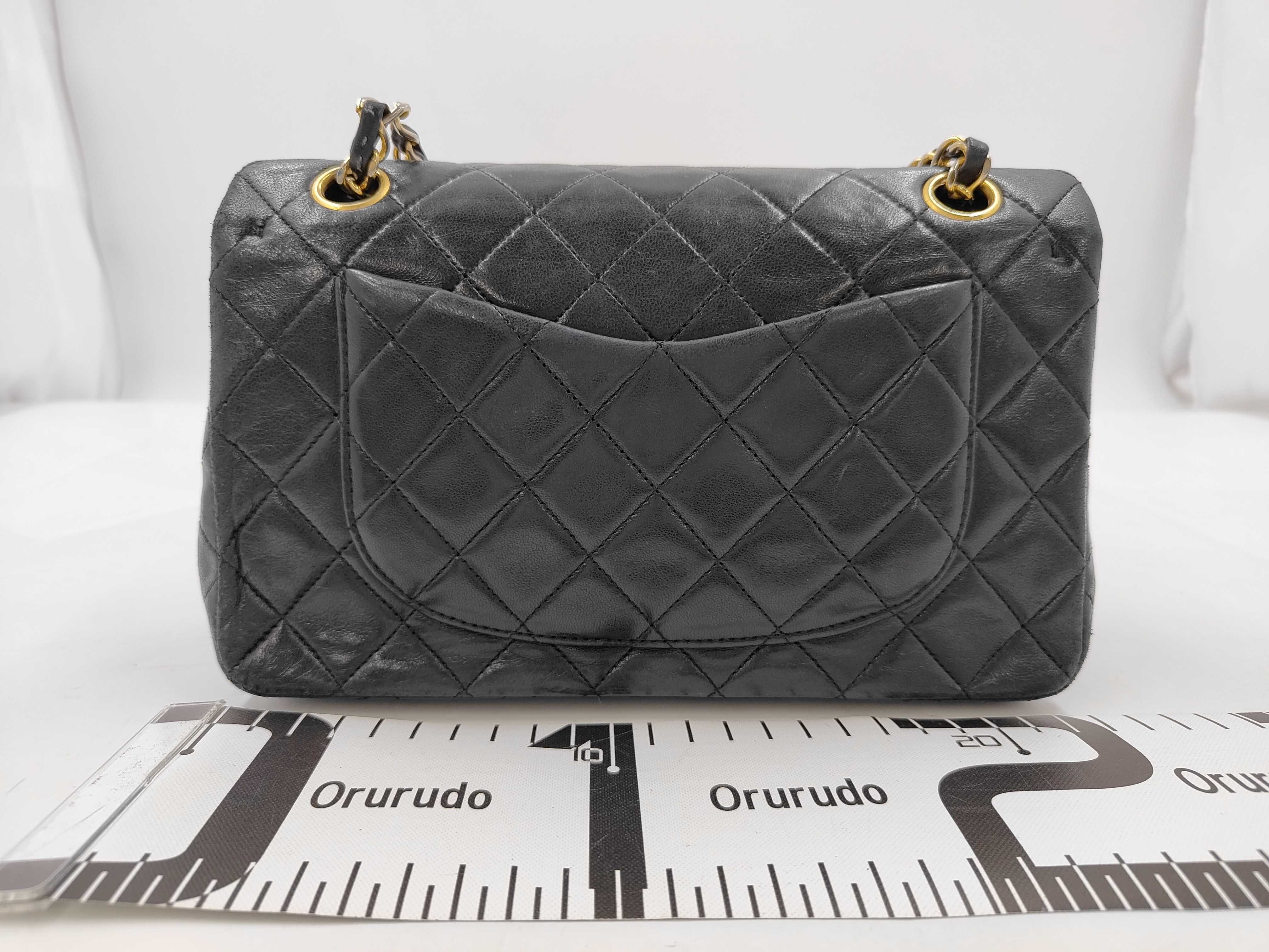 Matelassé Chain Shoulder Bag (Shoulder Bag, Matelassé Series 1) — view 2