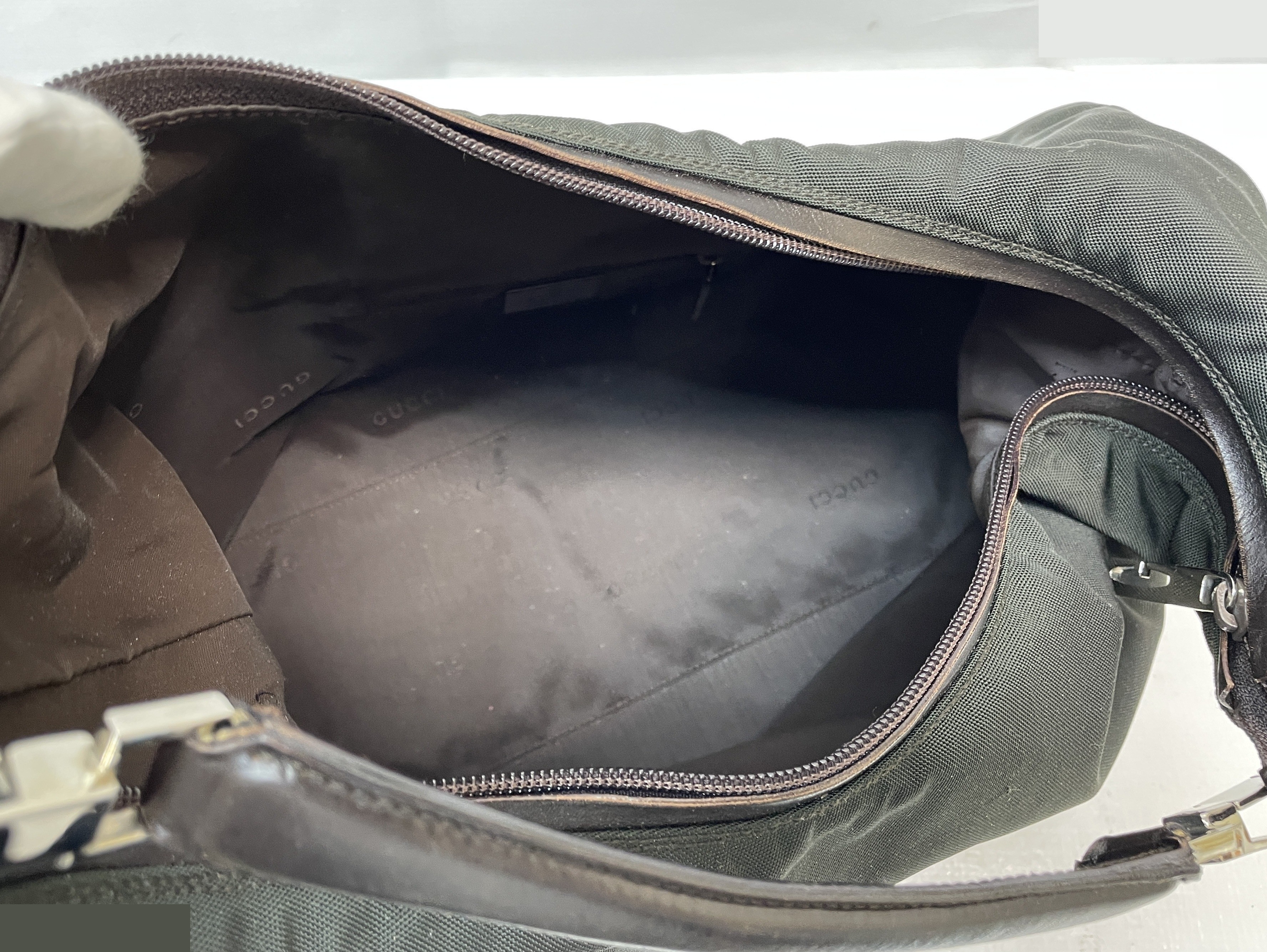 Vintage Gucci nylon semi-shoulder bag, black — view 8