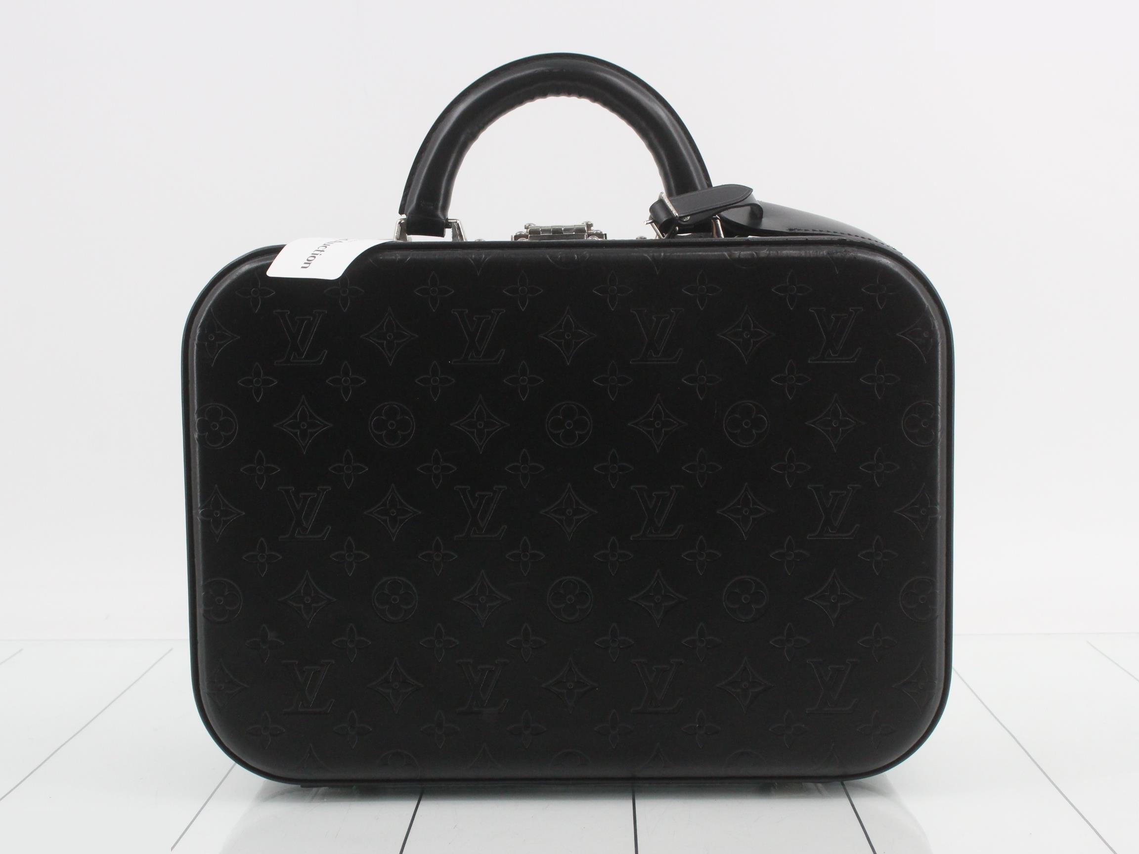 Varisette MM hard trunk — view 2