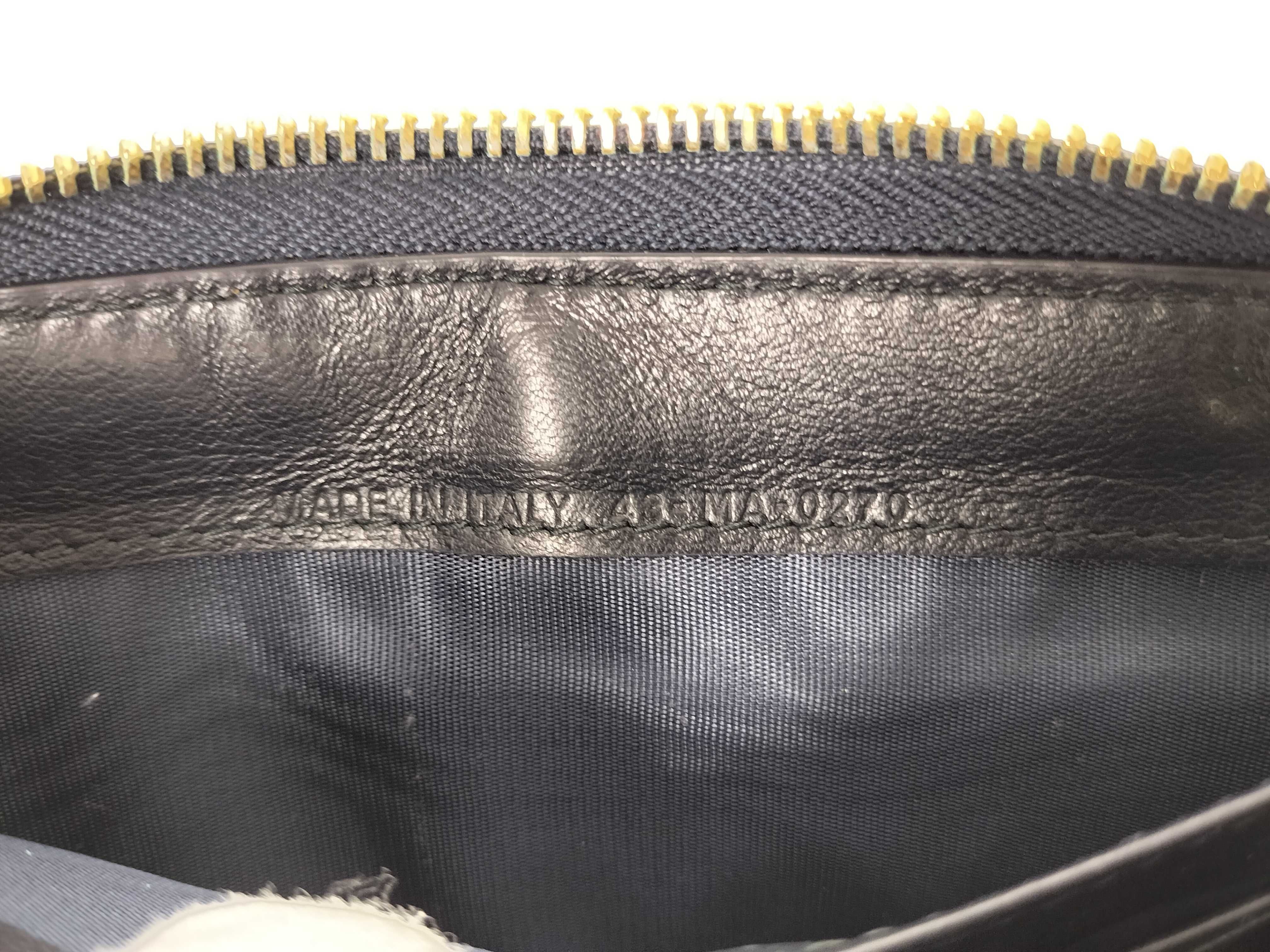 Oblique 30 Montaigne Voyageur Long Wallet — view 11