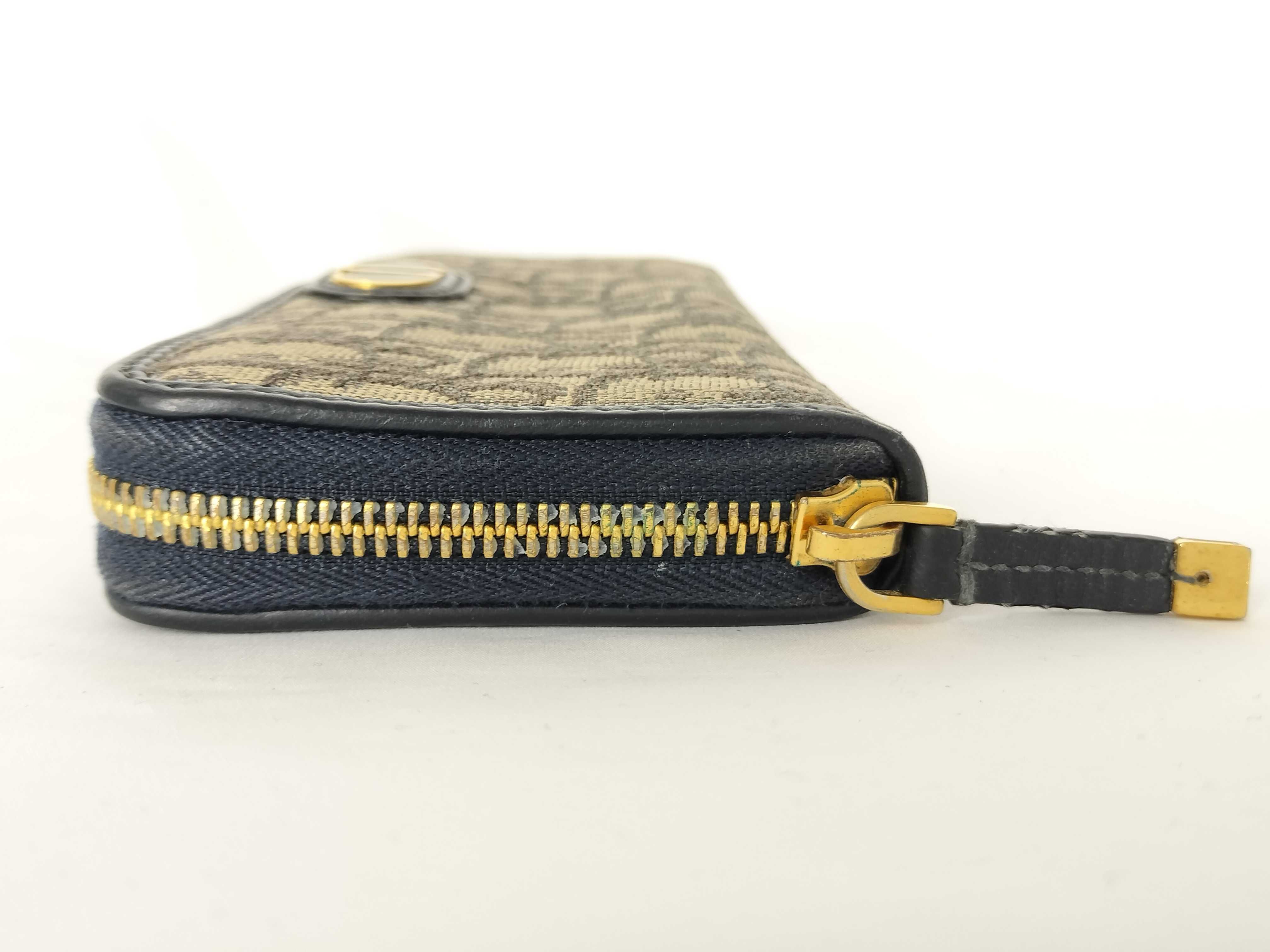 Oblique 30 Montaigne Voyageur Long Wallet — view 13