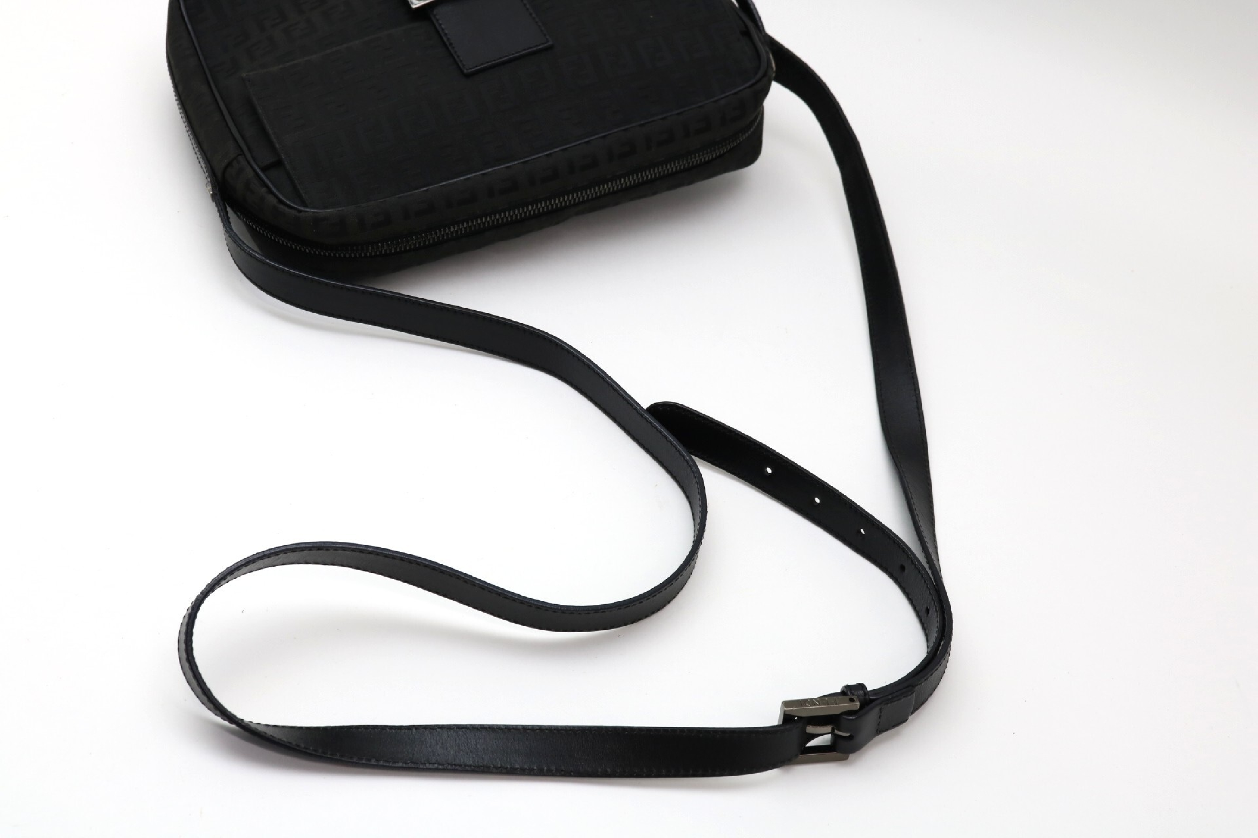 Zucchino Mamma Bucket Shoulder Bag — view 7