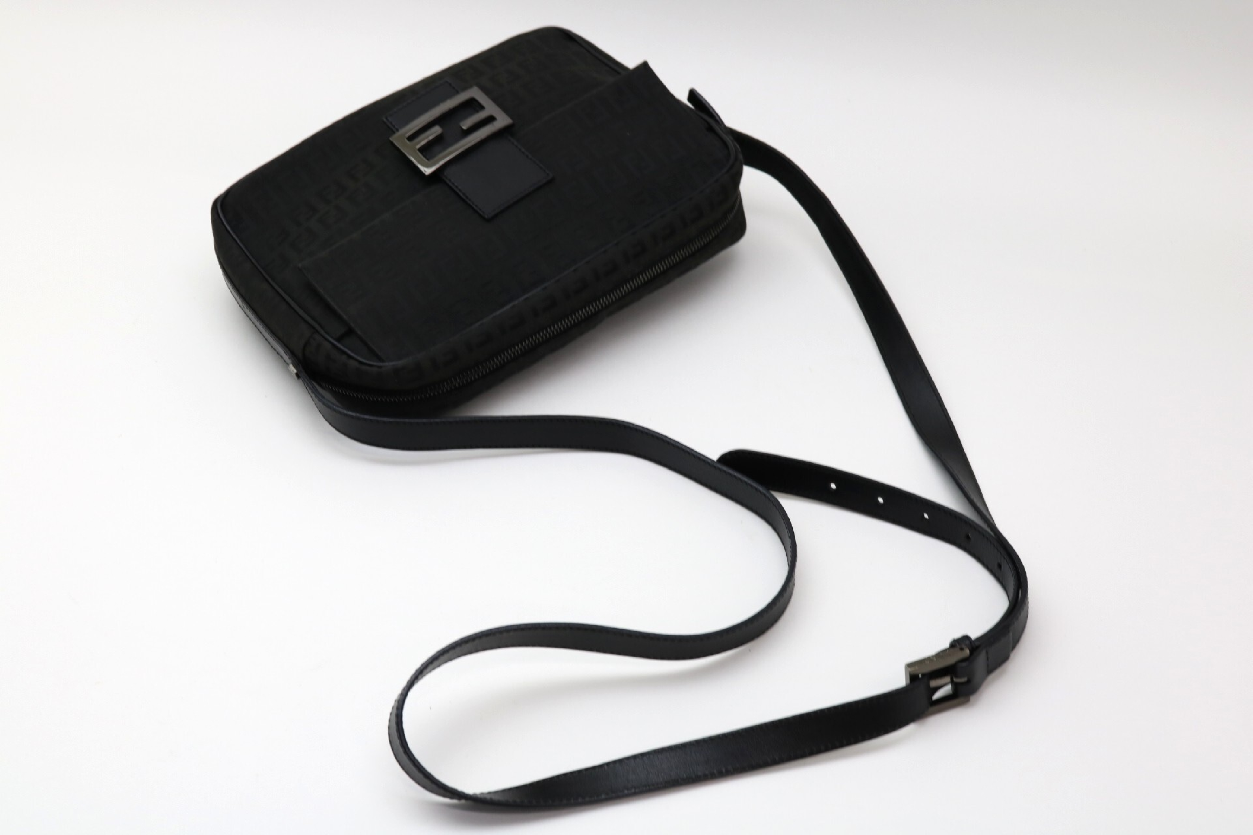 Zucchino Mamma Bucket Shoulder Bag — view 8
