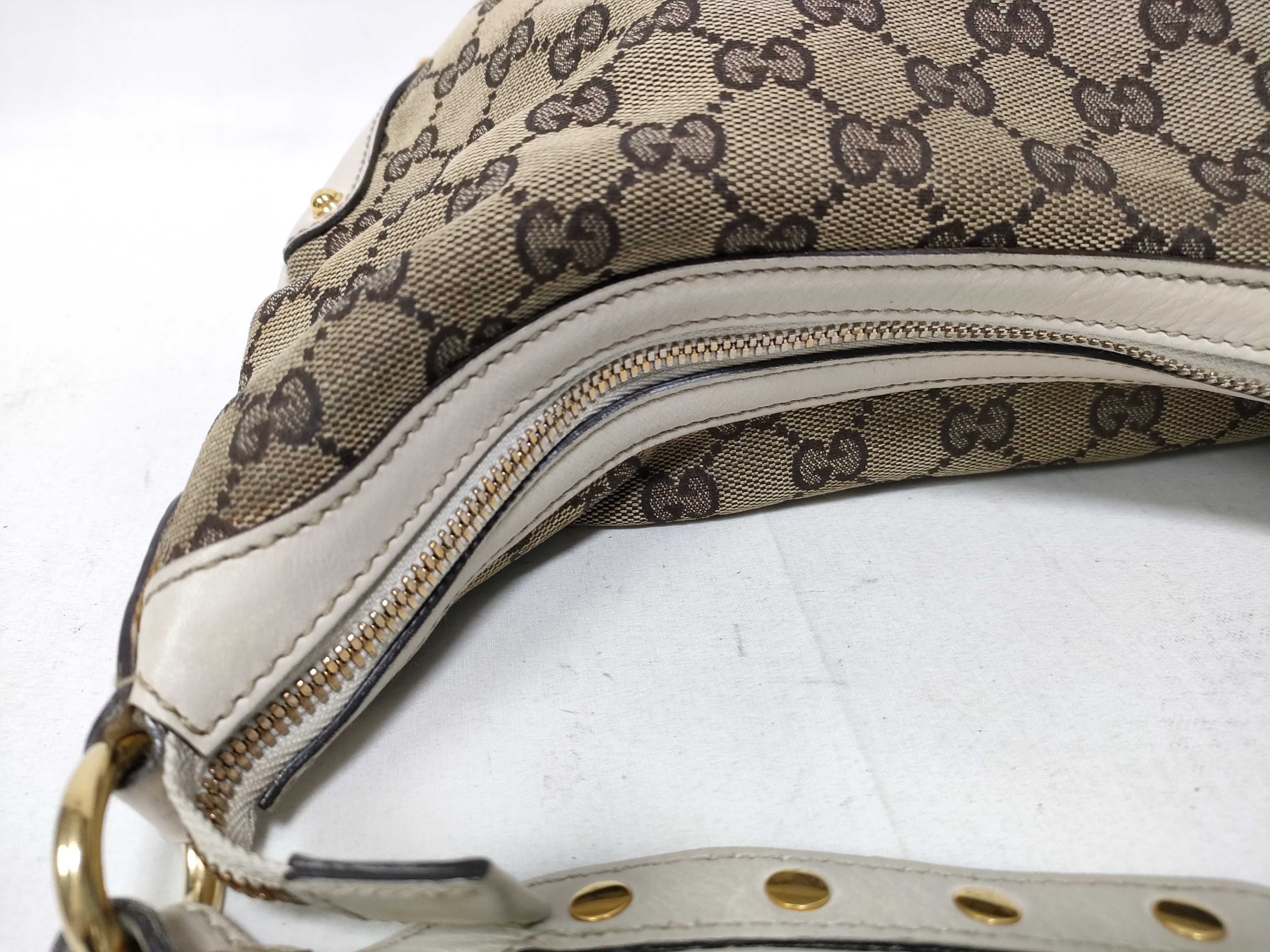 White GG Canvas Vintage Button Kidney-Shaped Wrist Bag (Handbag) — view 10