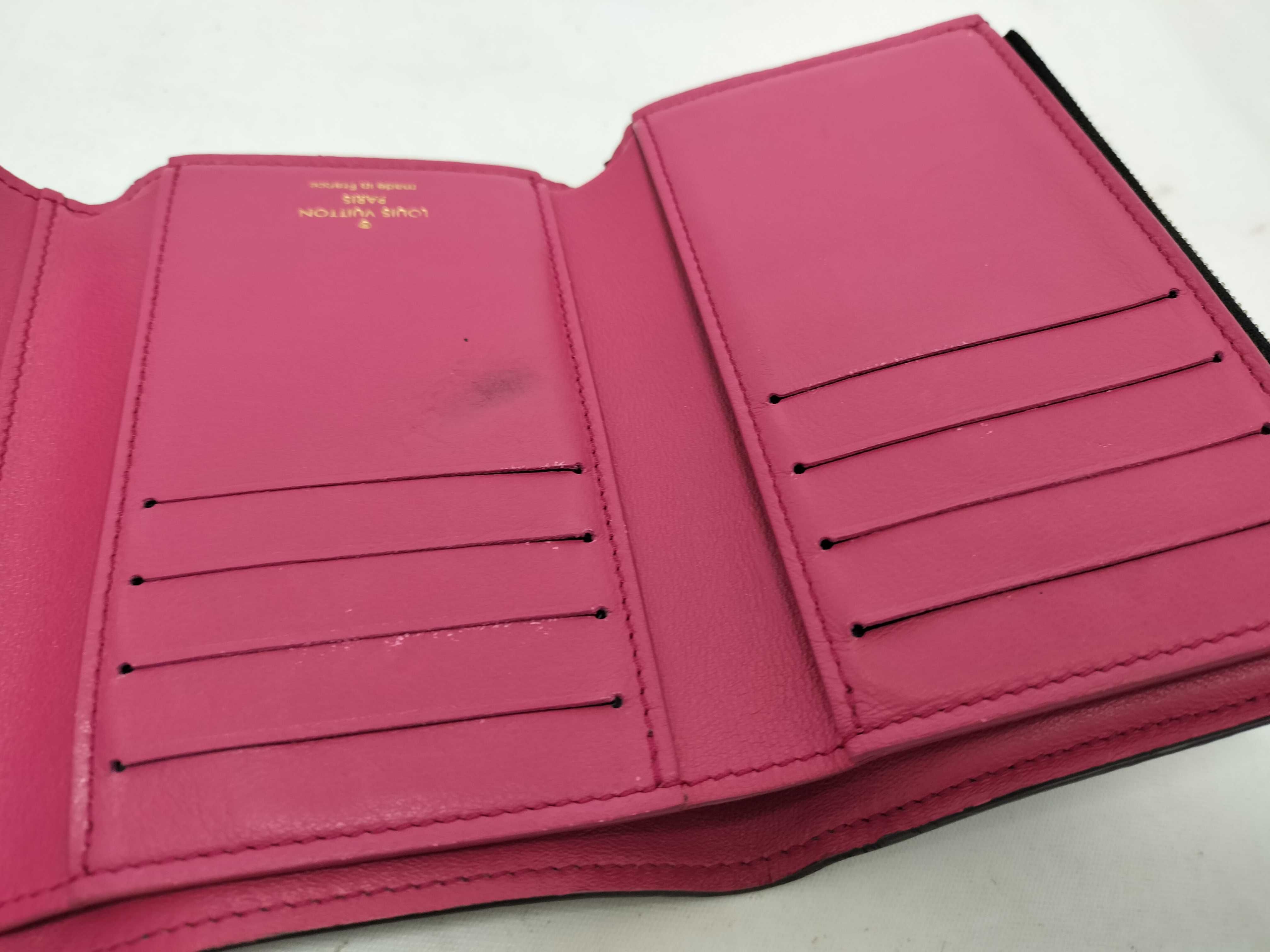 Portefeuille Capucines Compact Bi-fold Wallet MI0177 Wallet — view 9