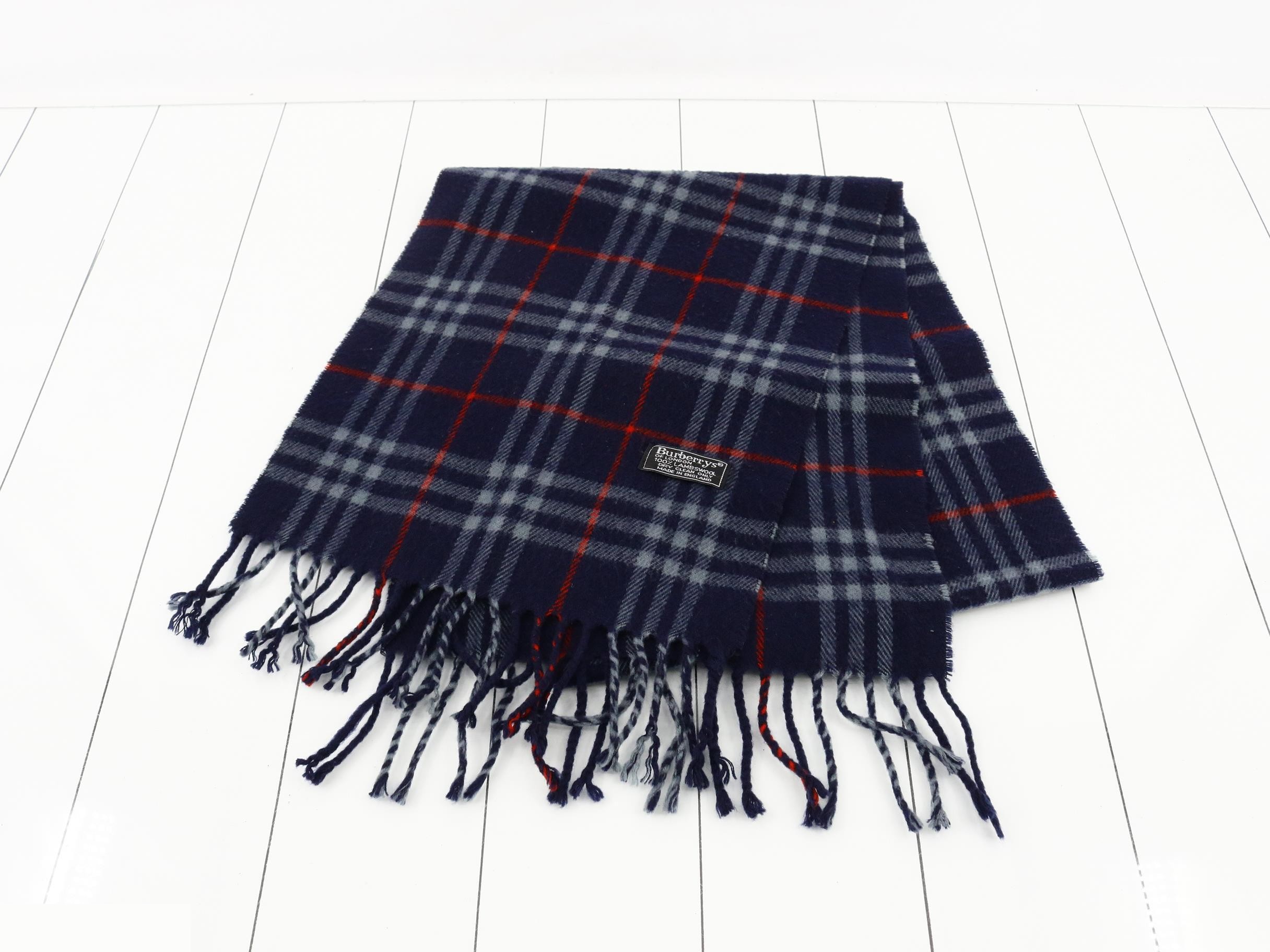 Other lines: Small items, accessories, and scarves — view 2
