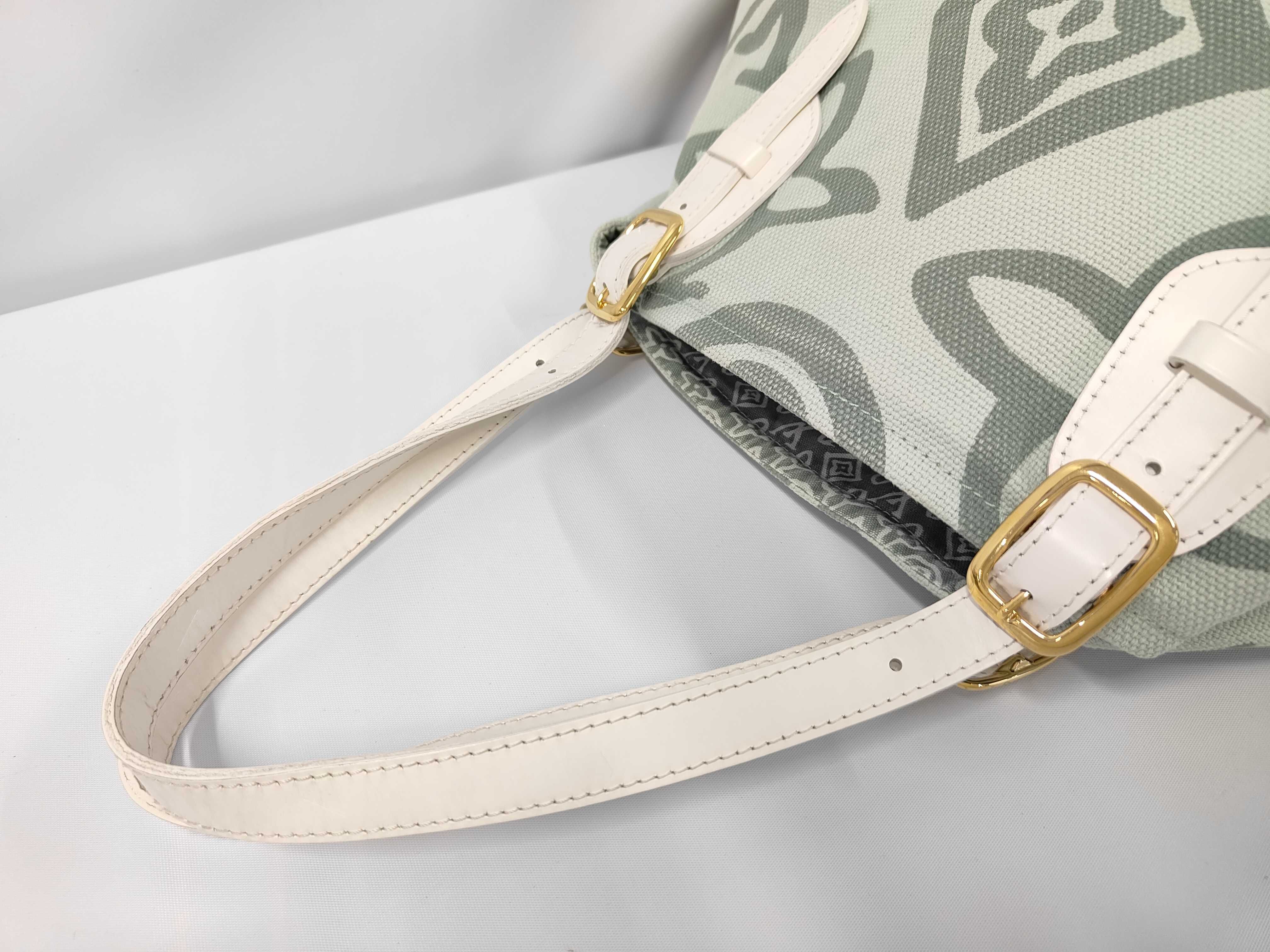 Monogram Canvas x Leather Taïcienne Light Green Tote Bag — view 5