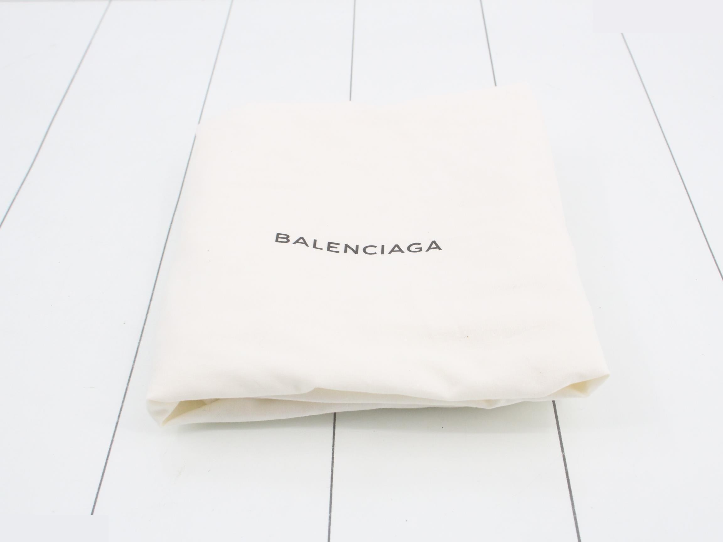 Paper tote bag — view 7