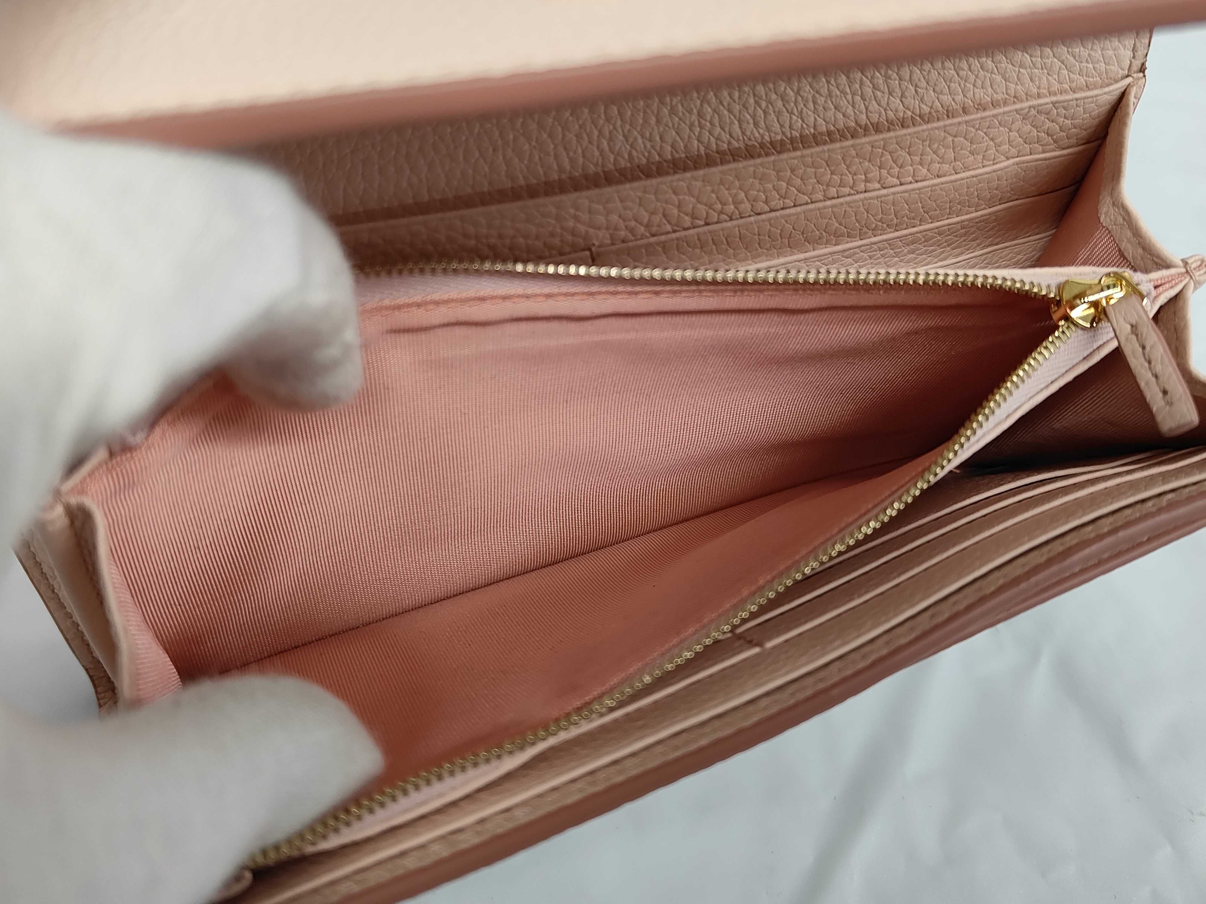 Japan Limited Edition Double G Bicolor Continental Wallet — view 5