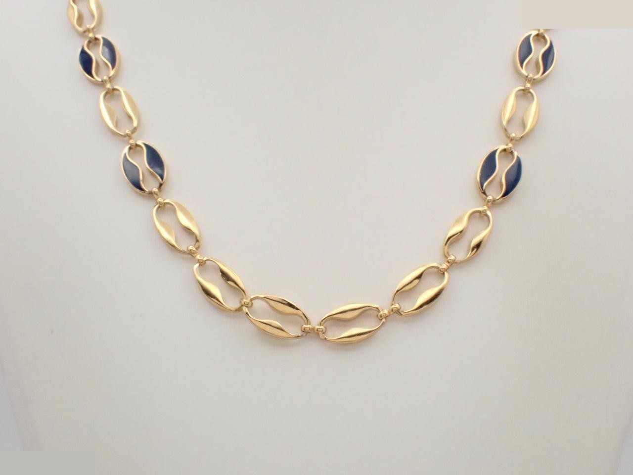 Necklace, chain approximately 60cm