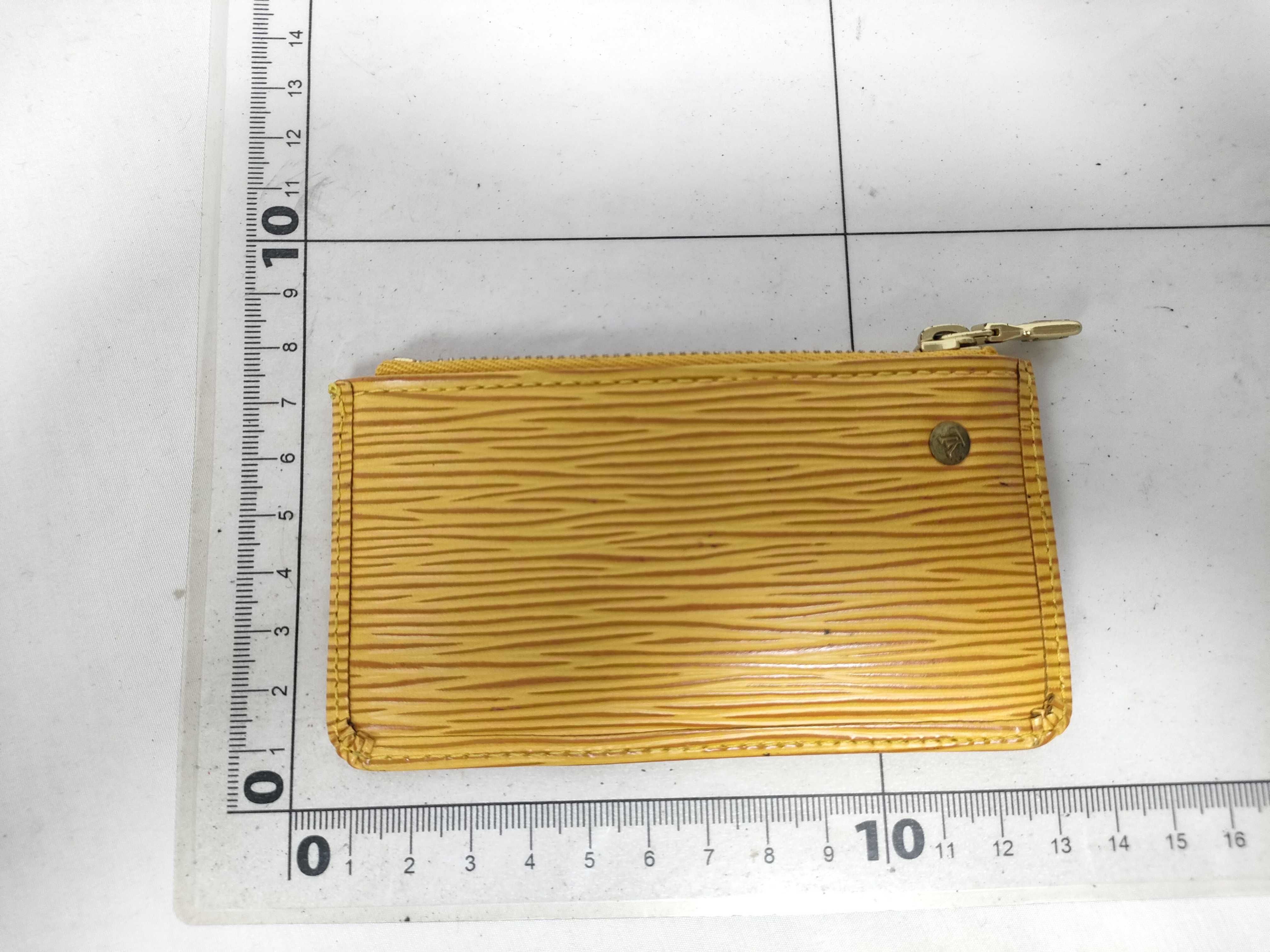Epi Louis Vuitton Epi Pochette Cle Coin Case — view 2