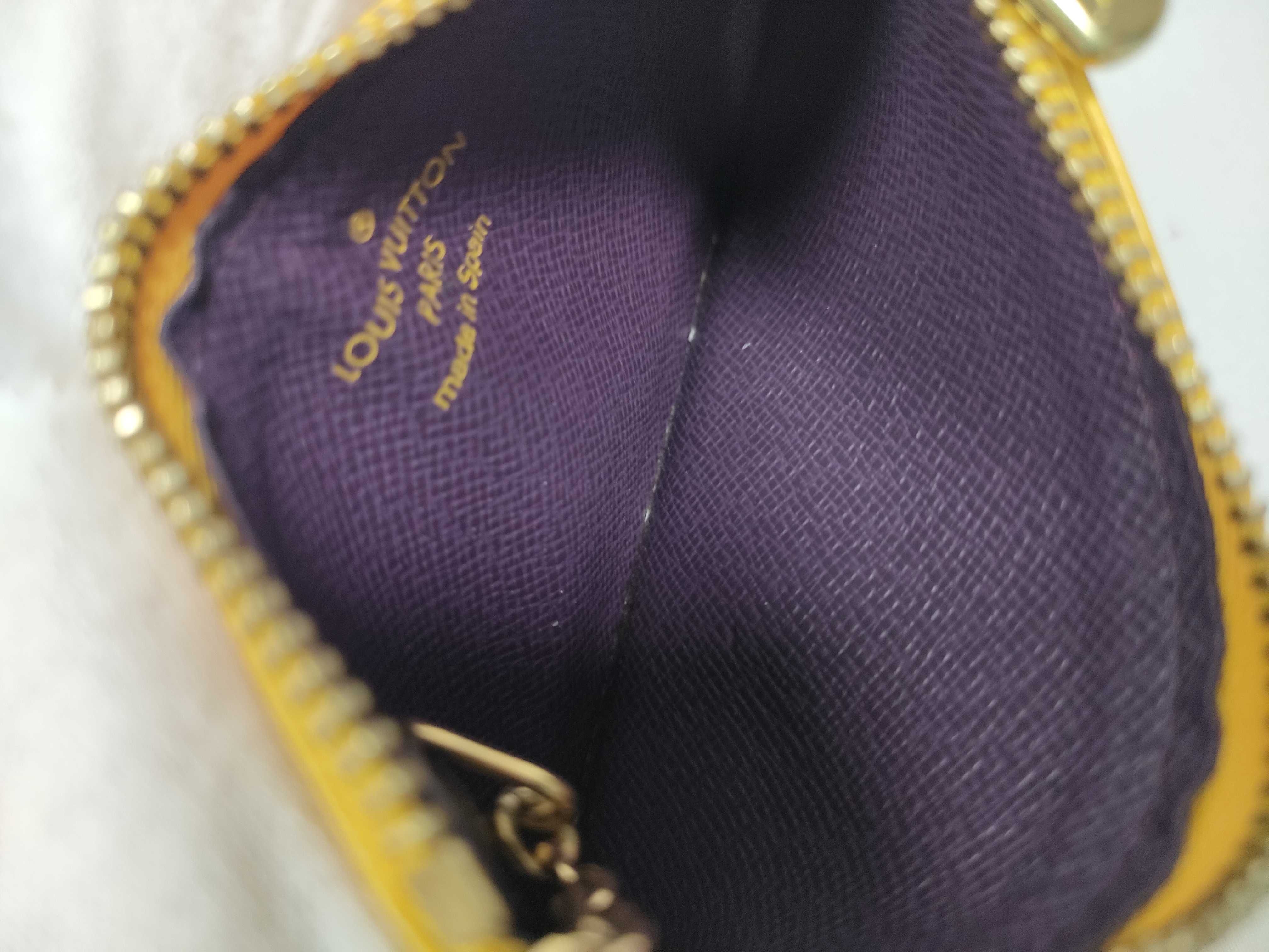Epi Louis Vuitton Epi Pochette Cle Coin Case — view 13