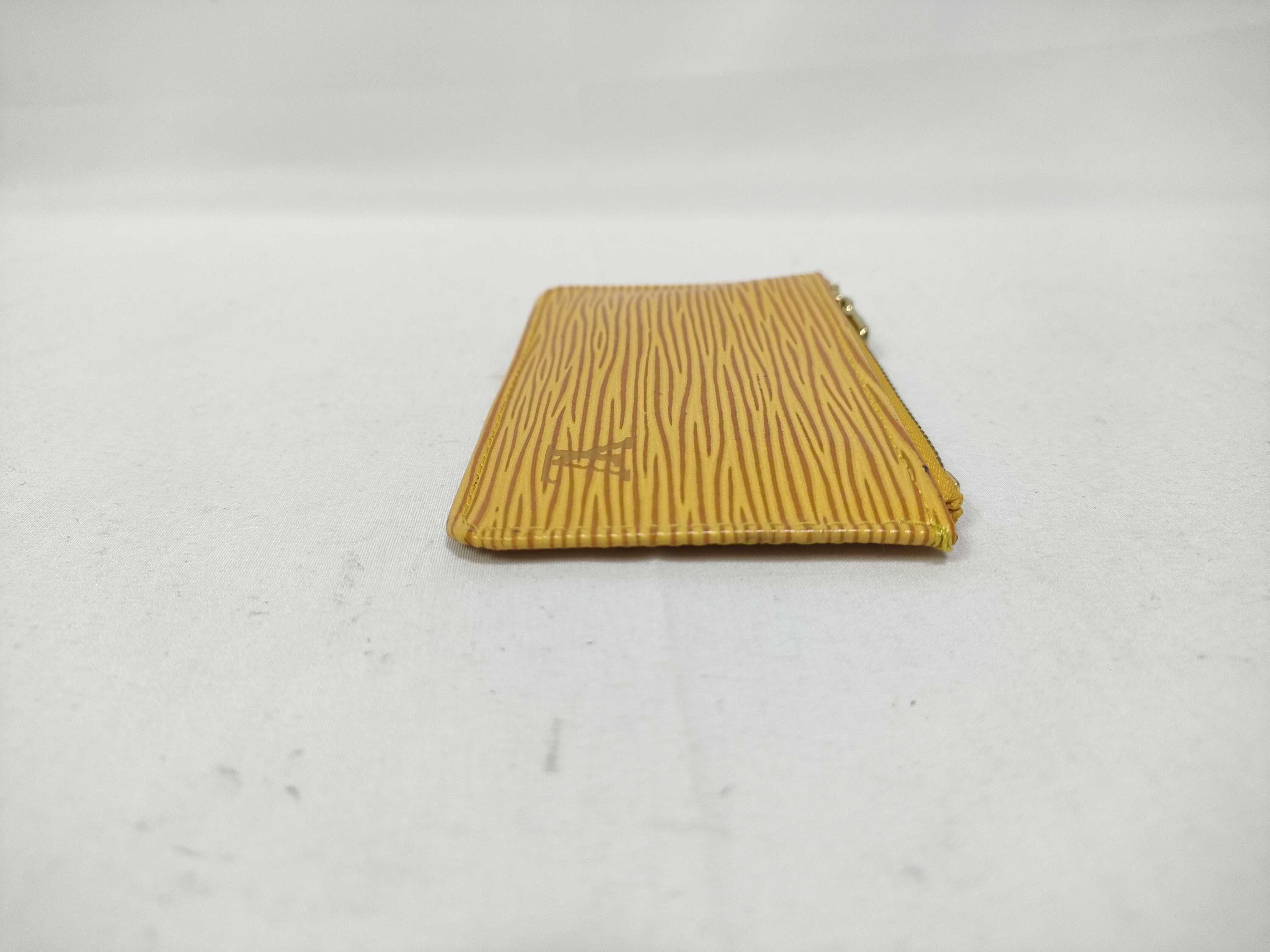 Epi Louis Vuitton Epi Pochette Cle Coin Case — view 4