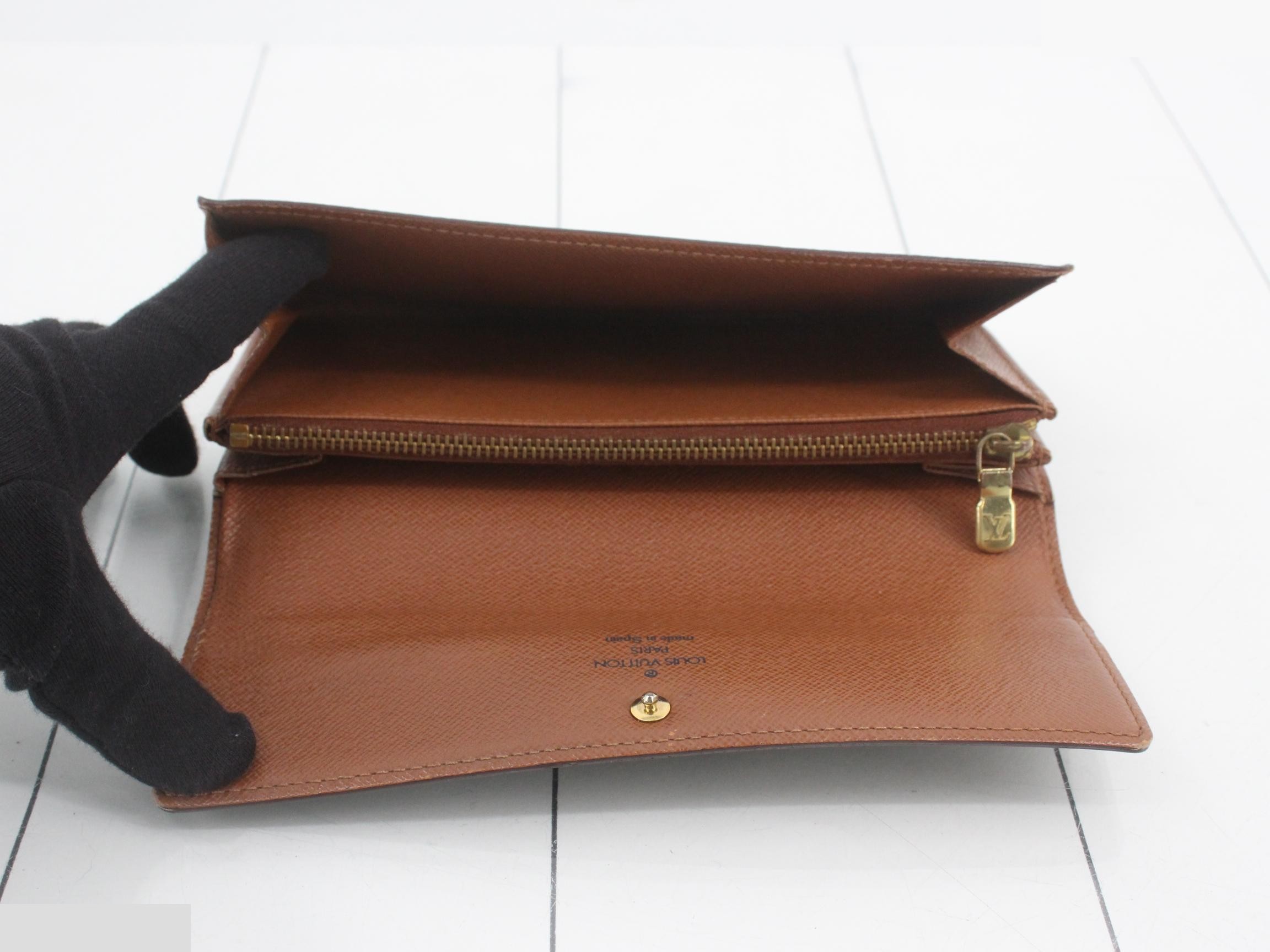 Monogram Pochette Portemonnaie Credit Bi-fold Long Wallet — view 4
