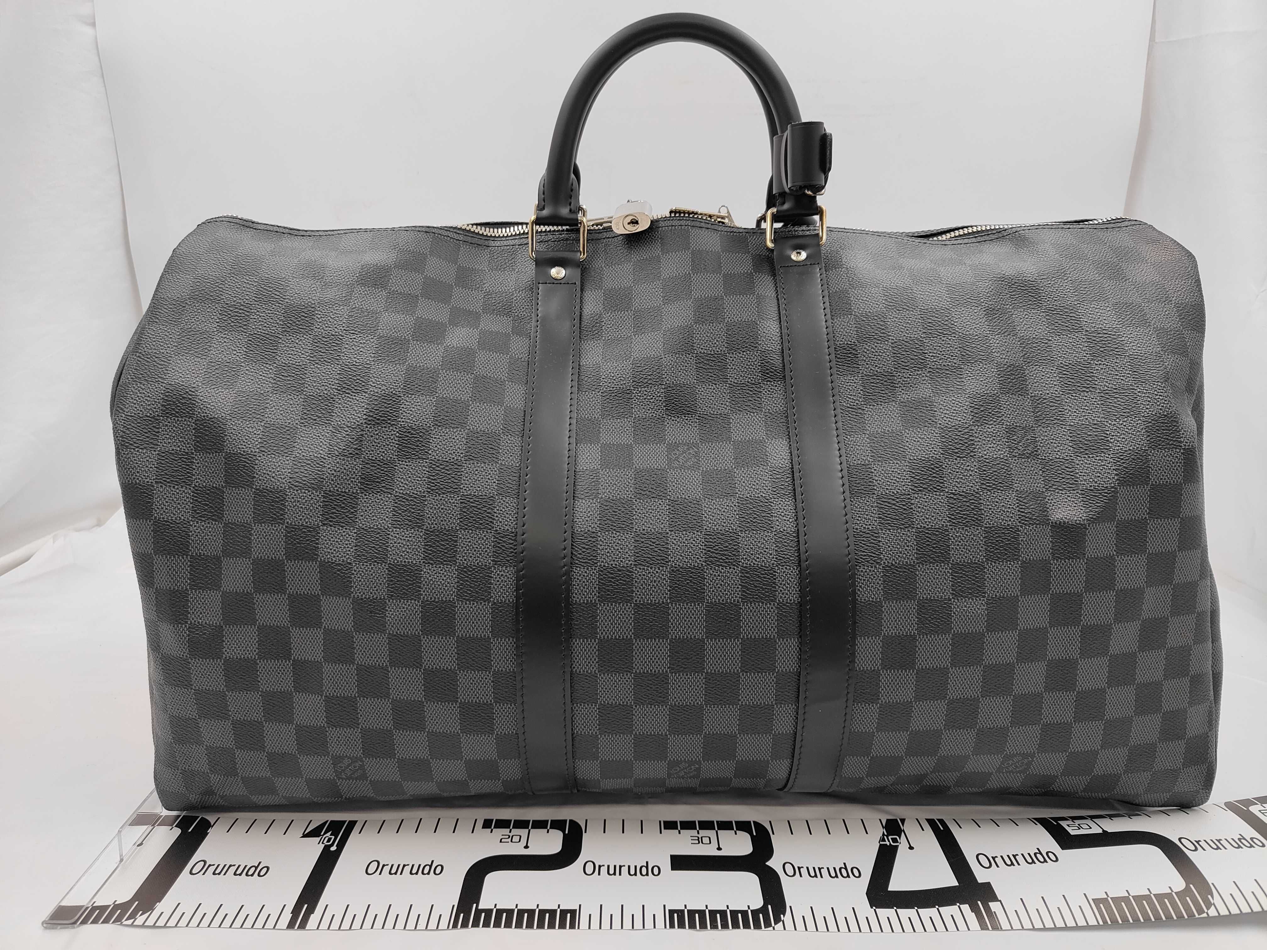 Damier Graphic Keepall Bandoulière 50 Boston Bag — view 3