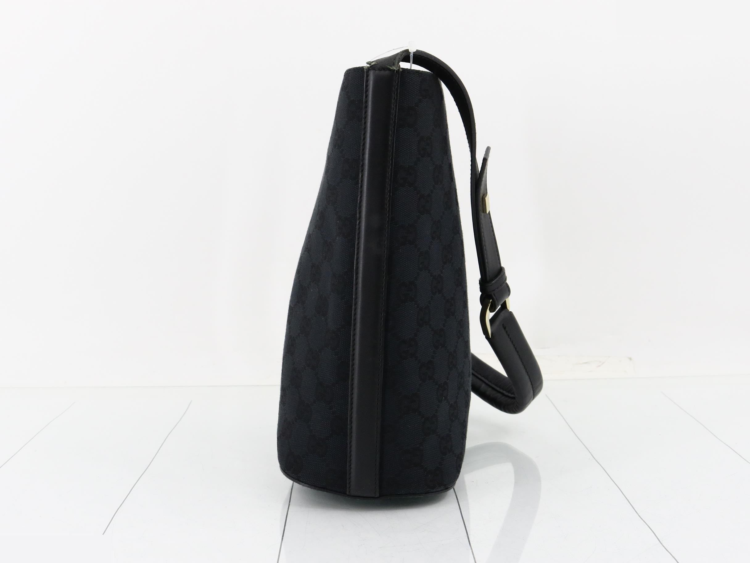 GG Canvas (Bag) - Shoulder Bag — view 3