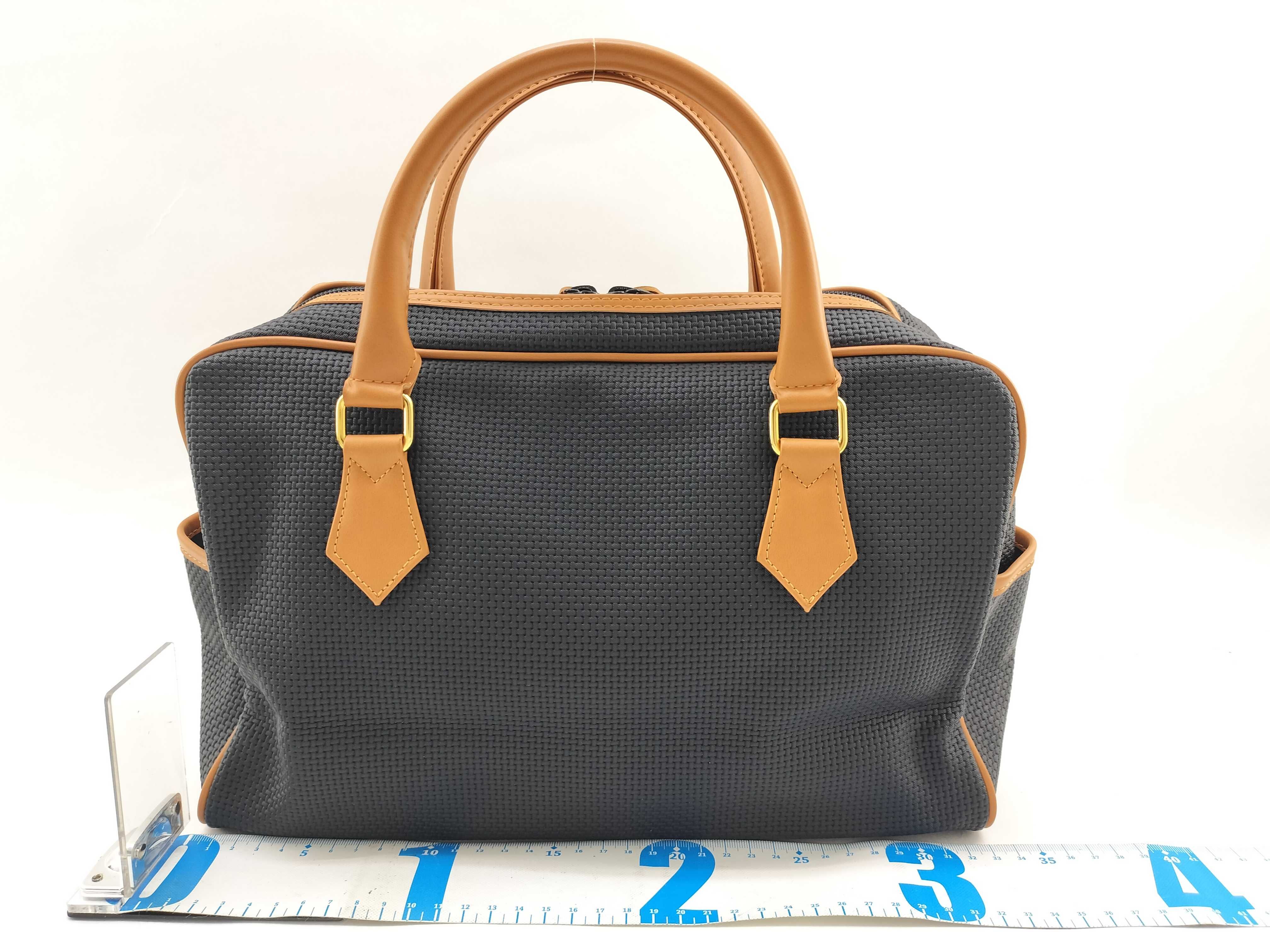 handbag — view 2
