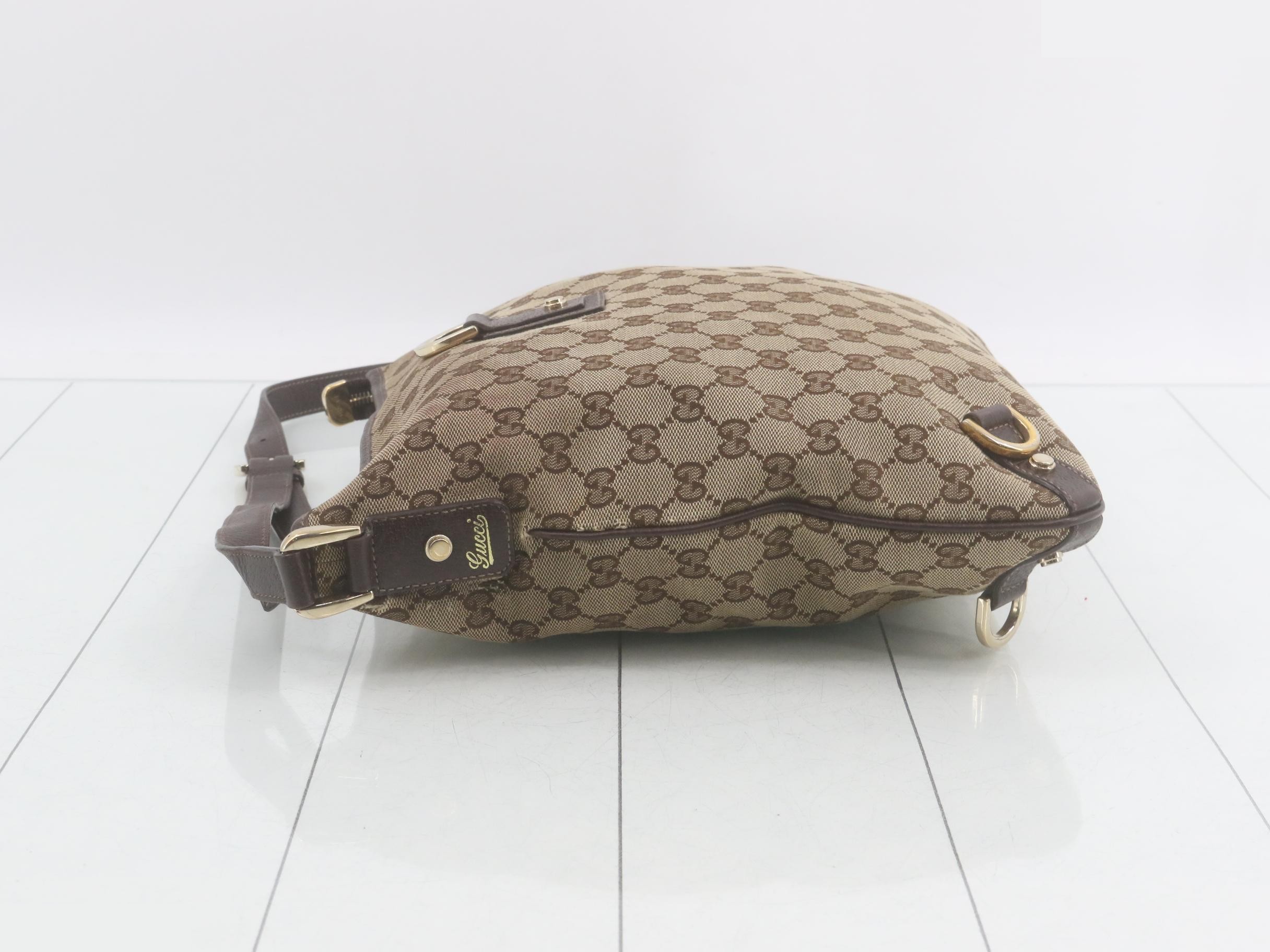 GG canvas shoulder bag, beige, overall sticky — view 4