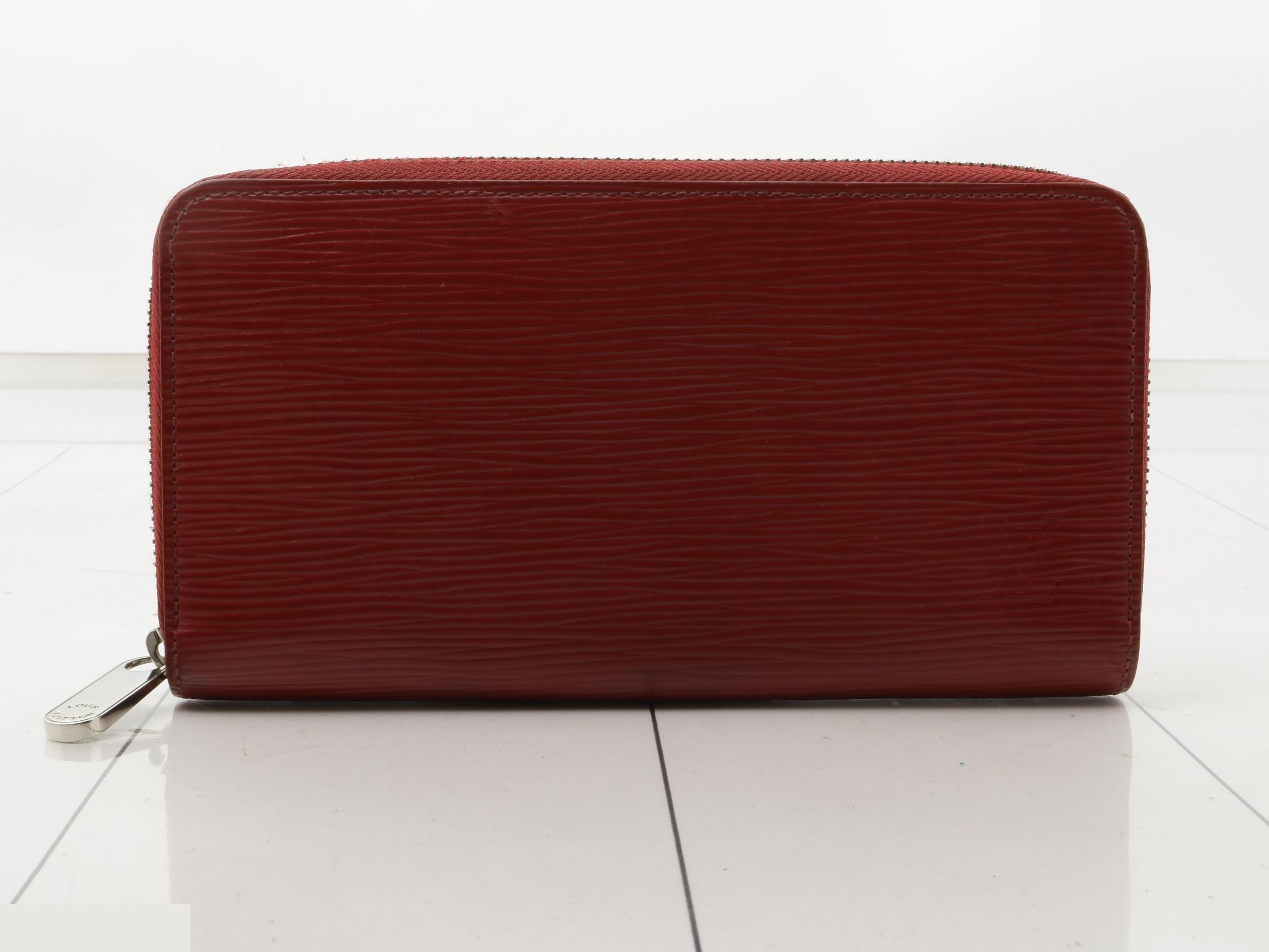 Zippy Wallet Fuchsia