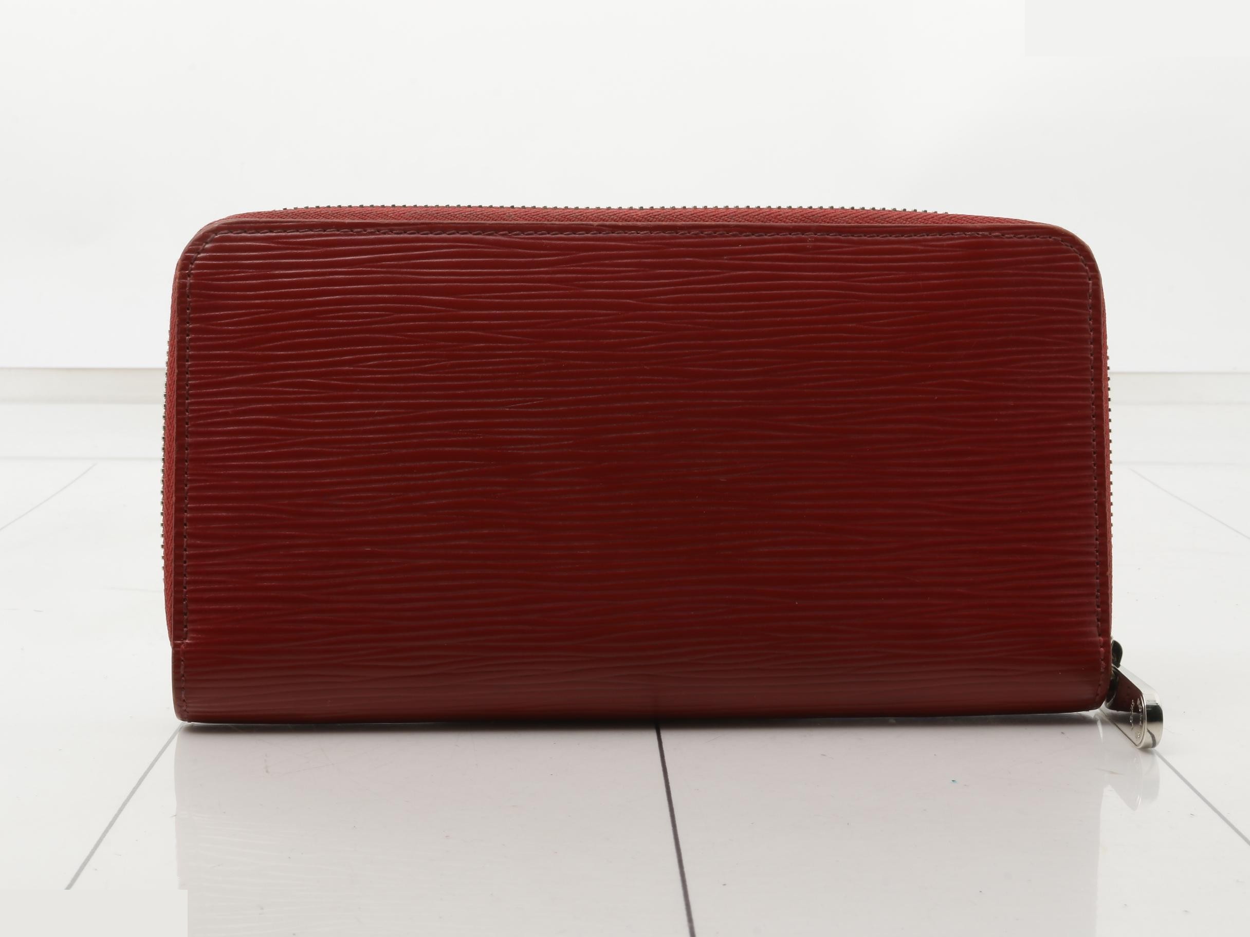 Zippy Wallet Fuchsia — view 2