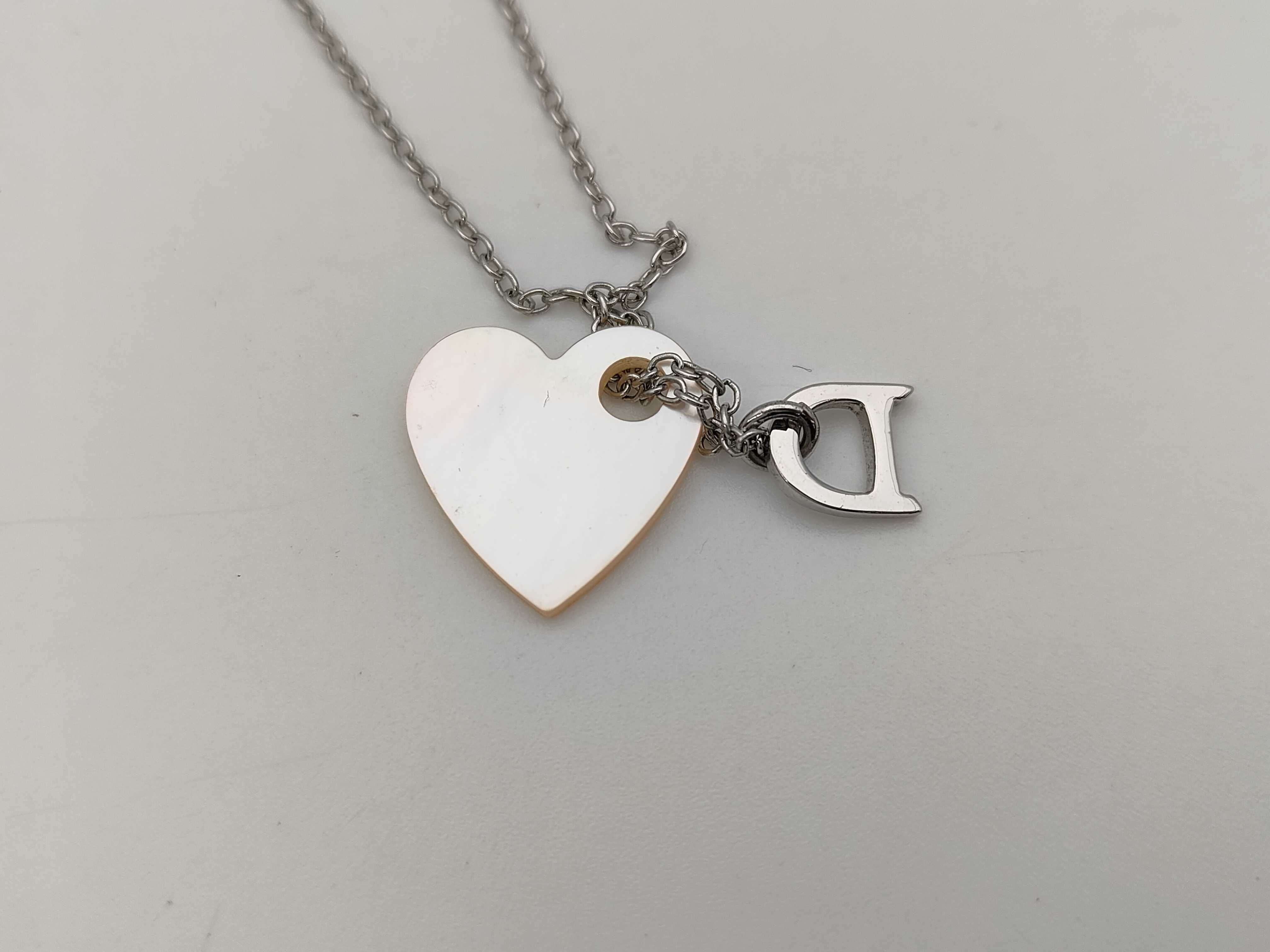 Heart Necklace — view 2