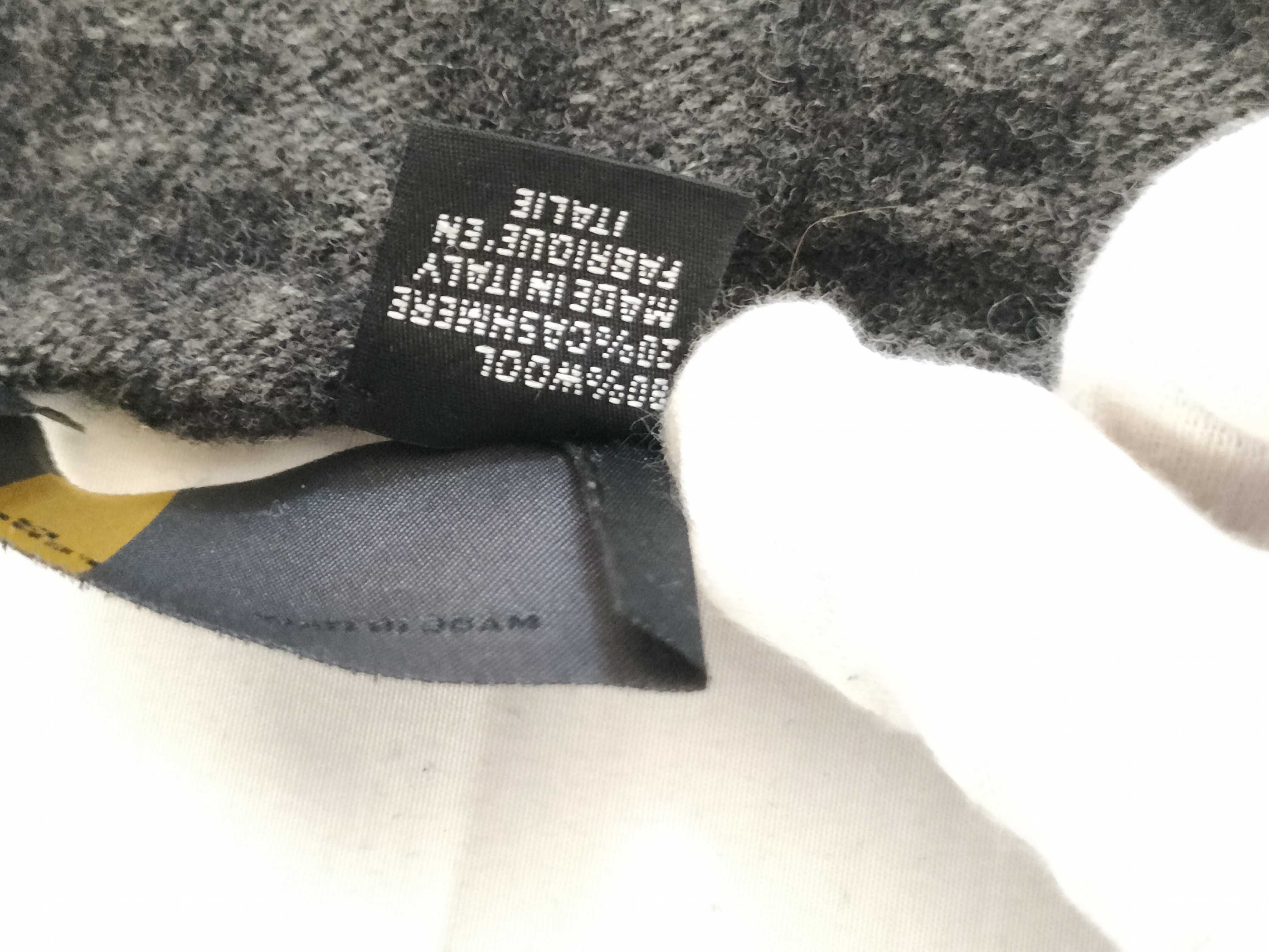 scarf and other accessories — view 10