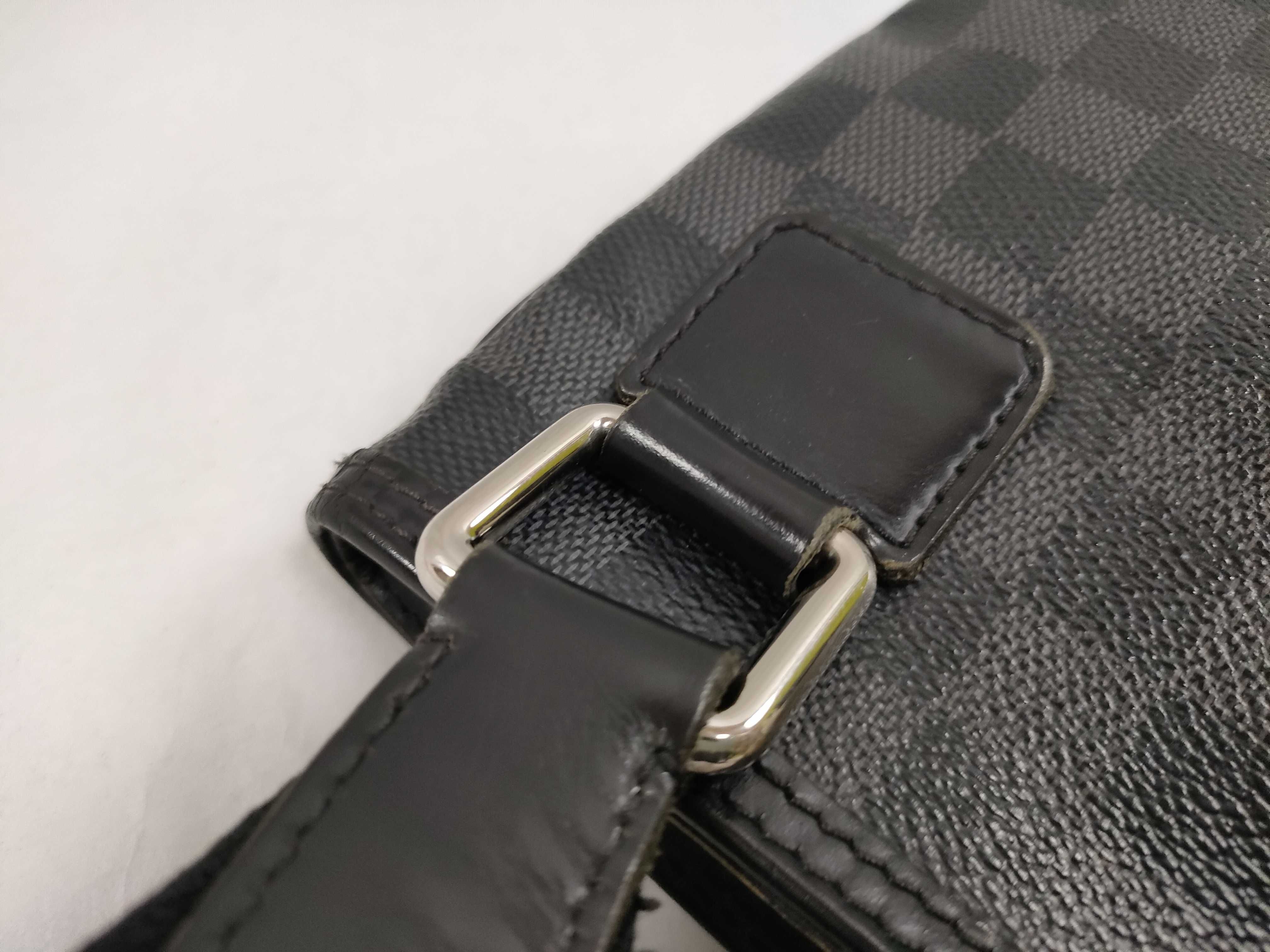 Damier Graphite Thomas N58028 RI1153 Gray x Black Shoulder Bag — view 5