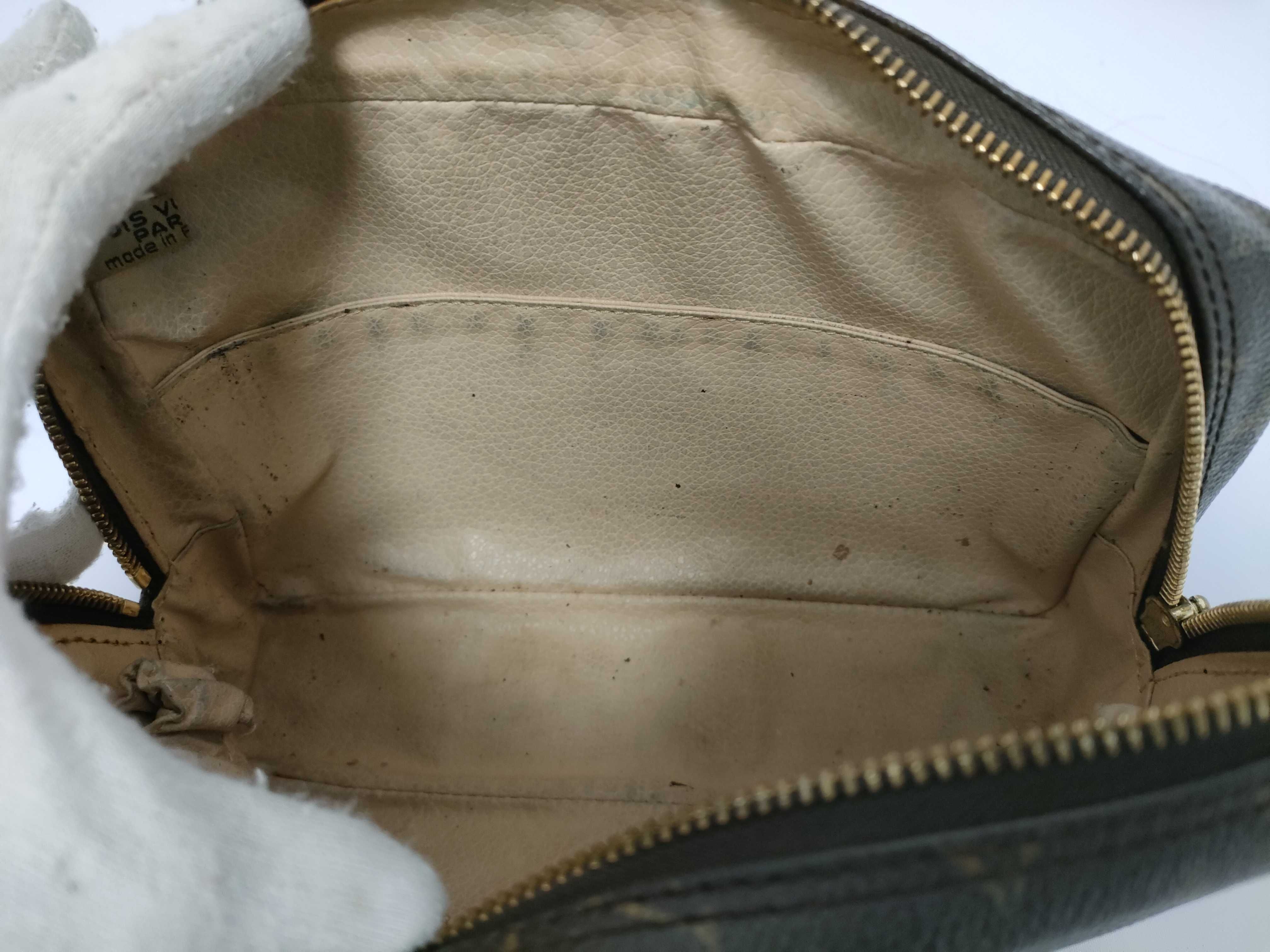 Monogram Louis Vuitton Monogram Trouse Toilette 23 Pouch — view 9