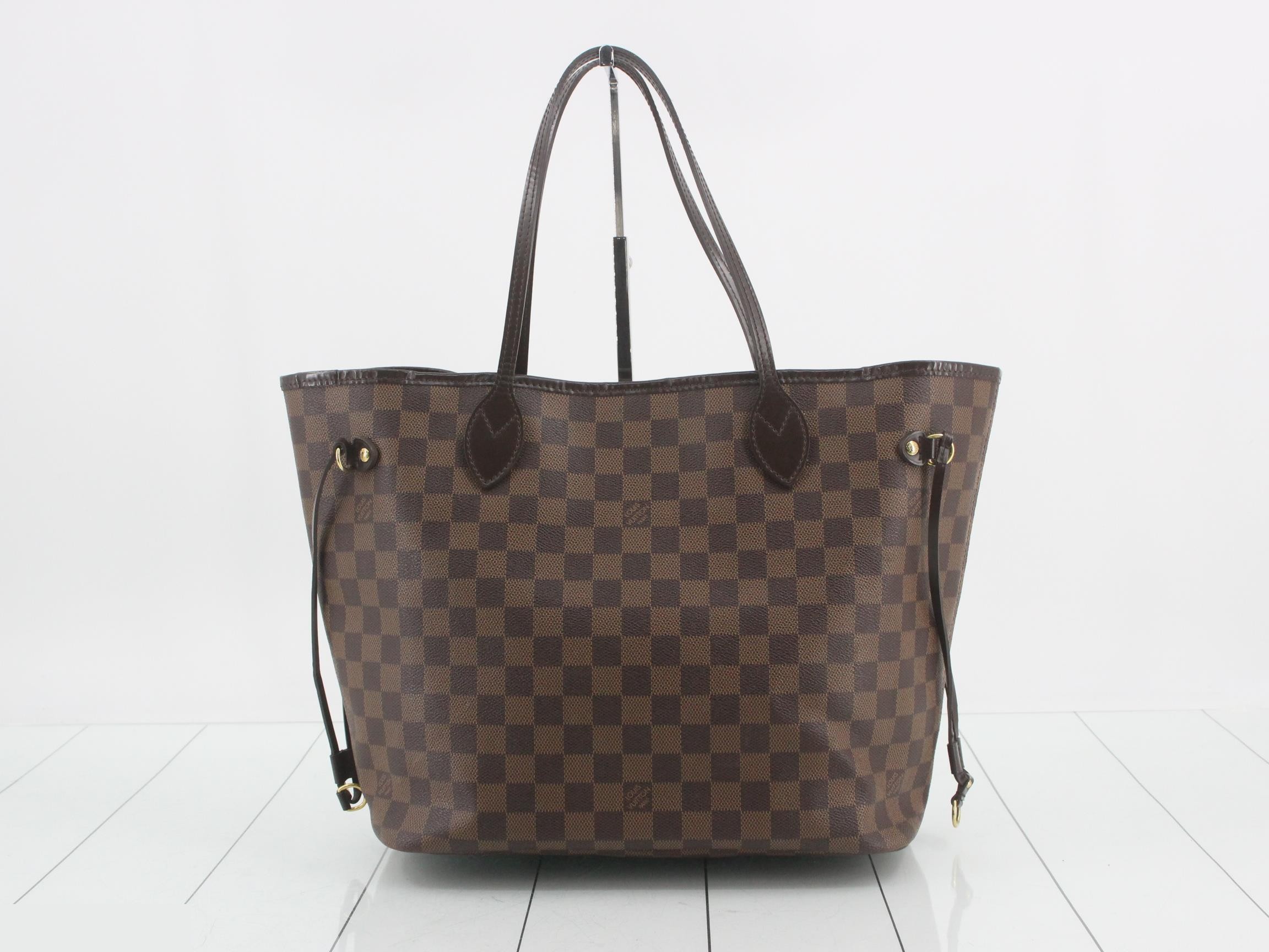 Damier Neverfull MM Tote Bag — view 2
