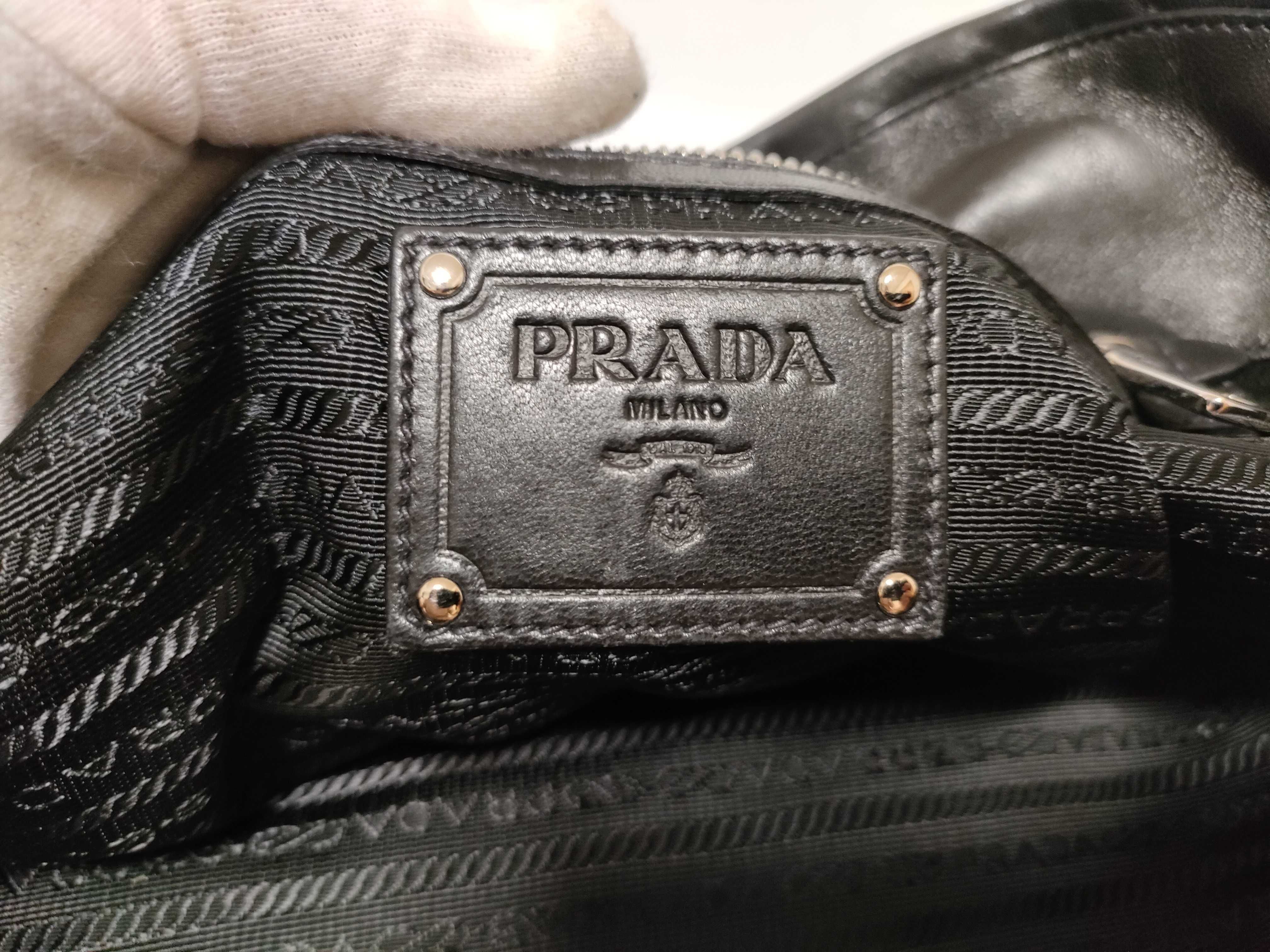 Nylon Prada Tessuto Nylon x Leather Chain Tote Bag Black Tote Bag — view 12