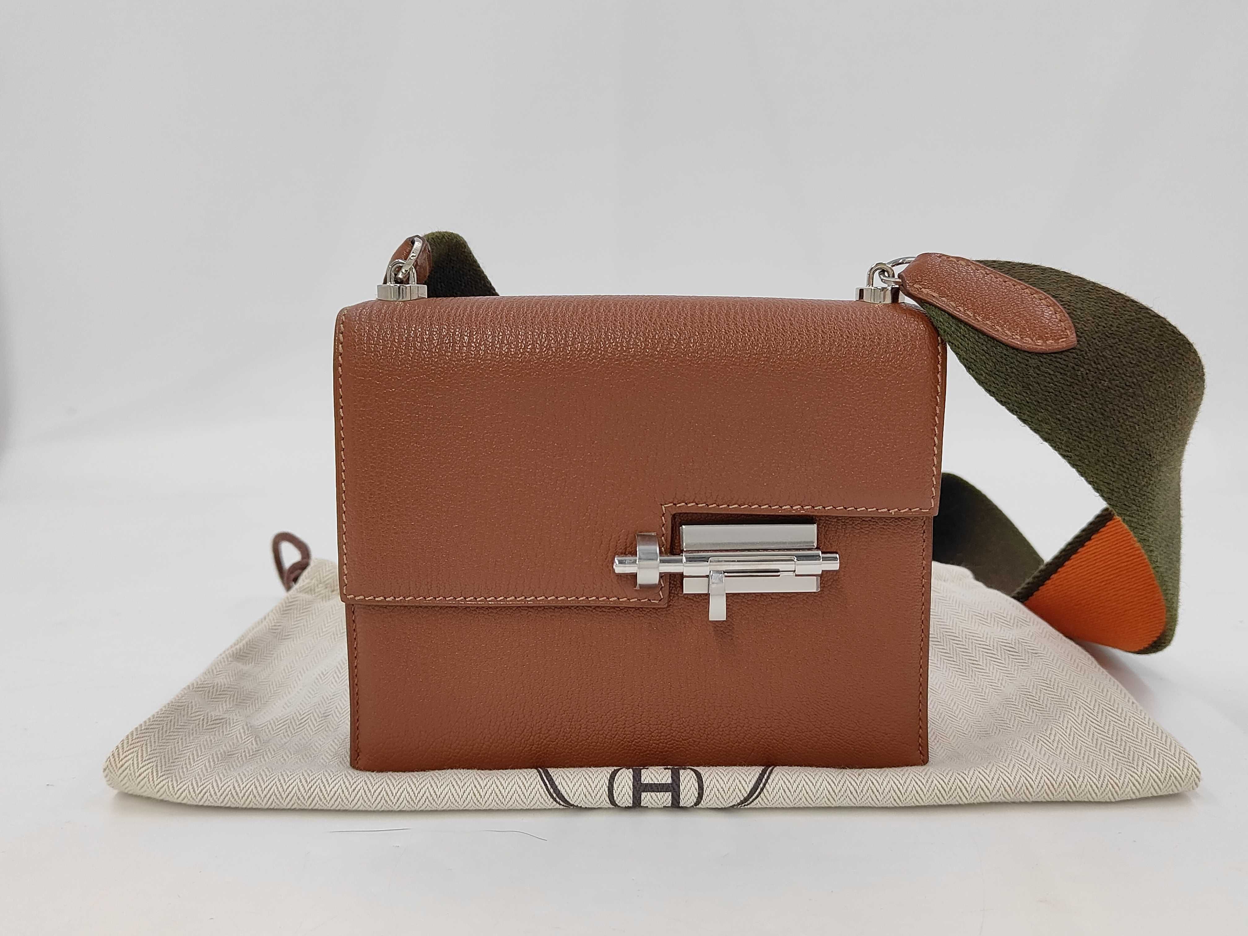 Verre Shoulder Bag