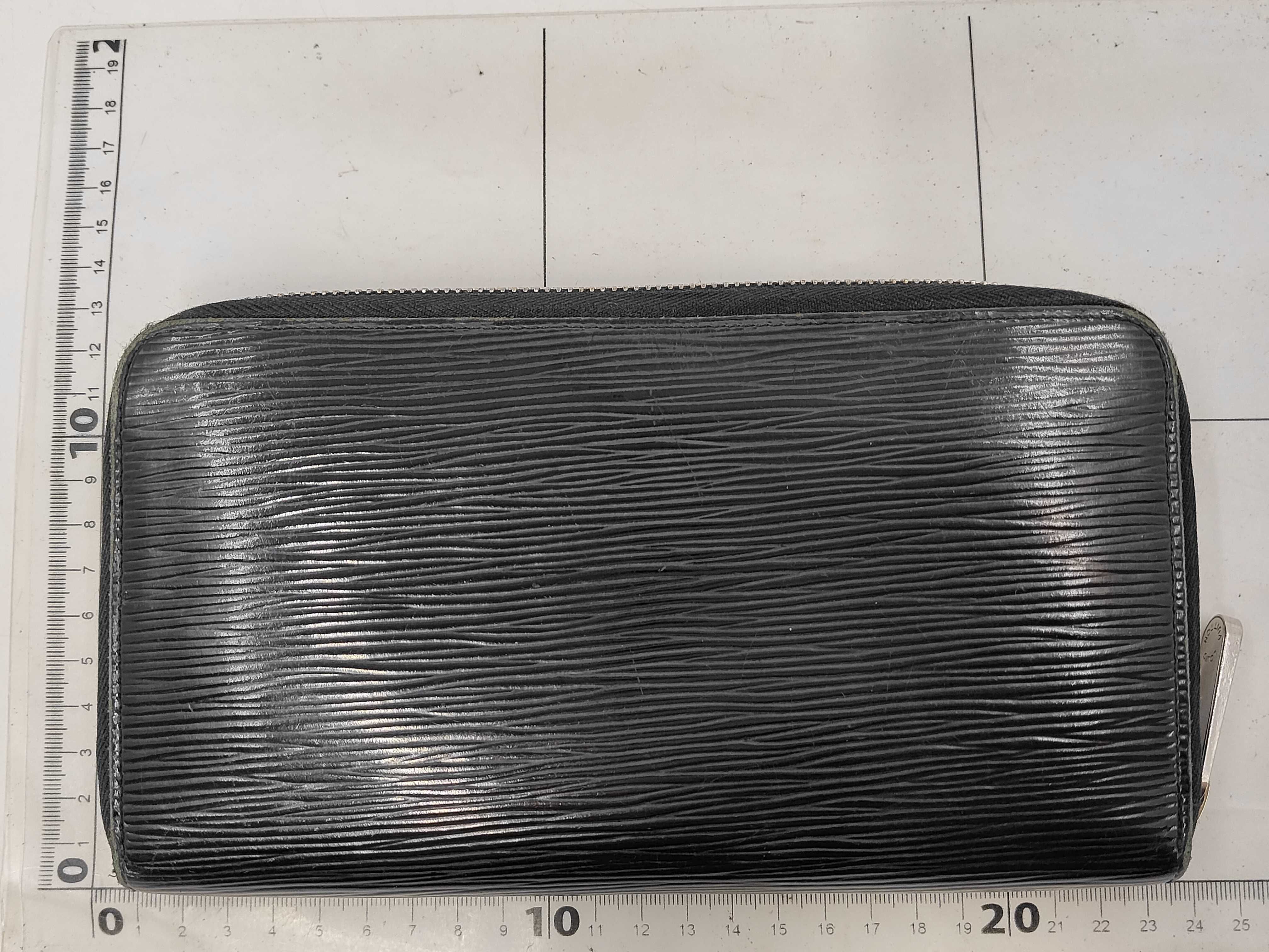 Epi Zippy Organizer Noir M62643 SN2110 Wallet — view 2