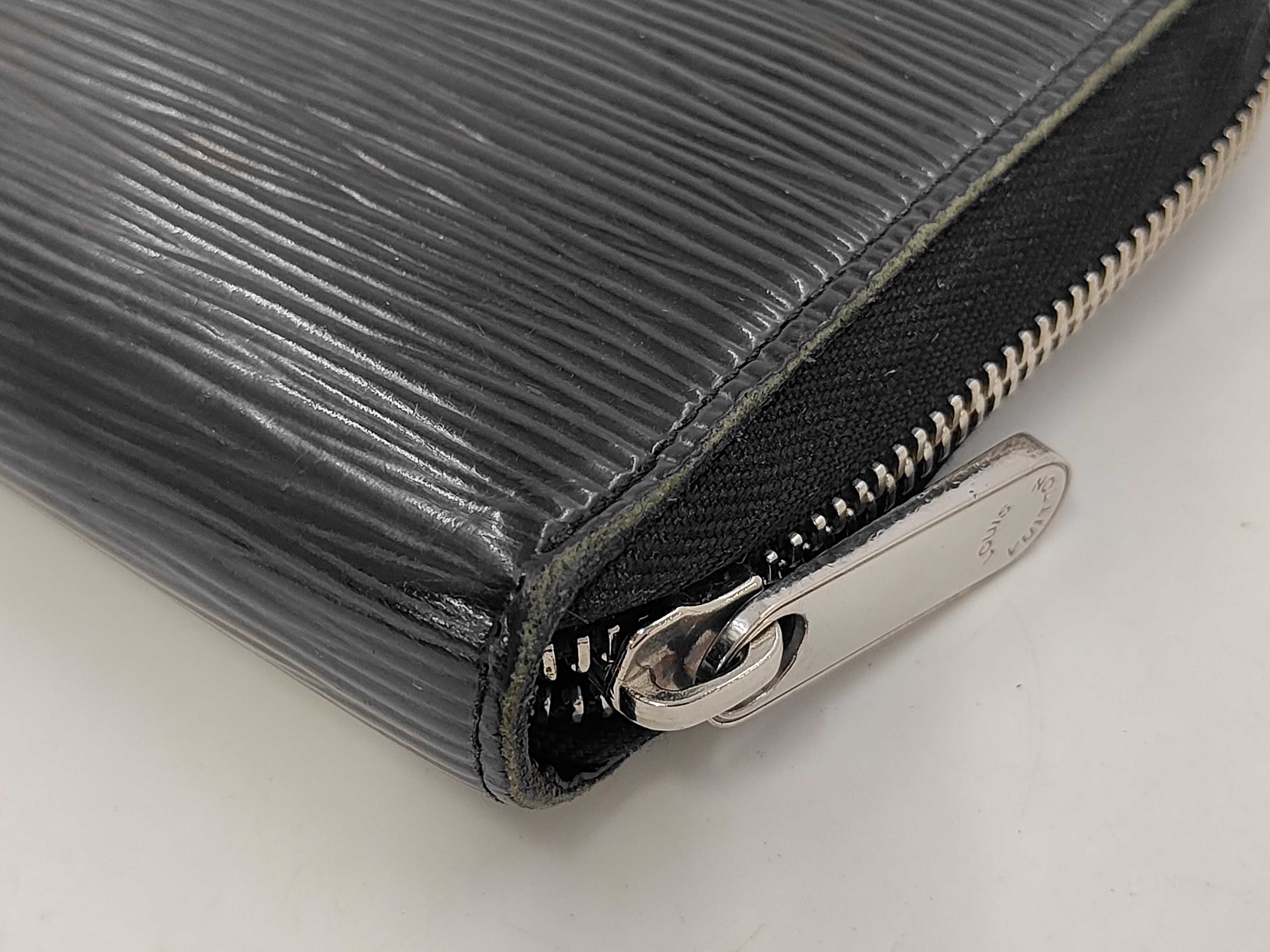 Epi Zippy Organizer Noir M62643 SN2110 Wallet — view 3