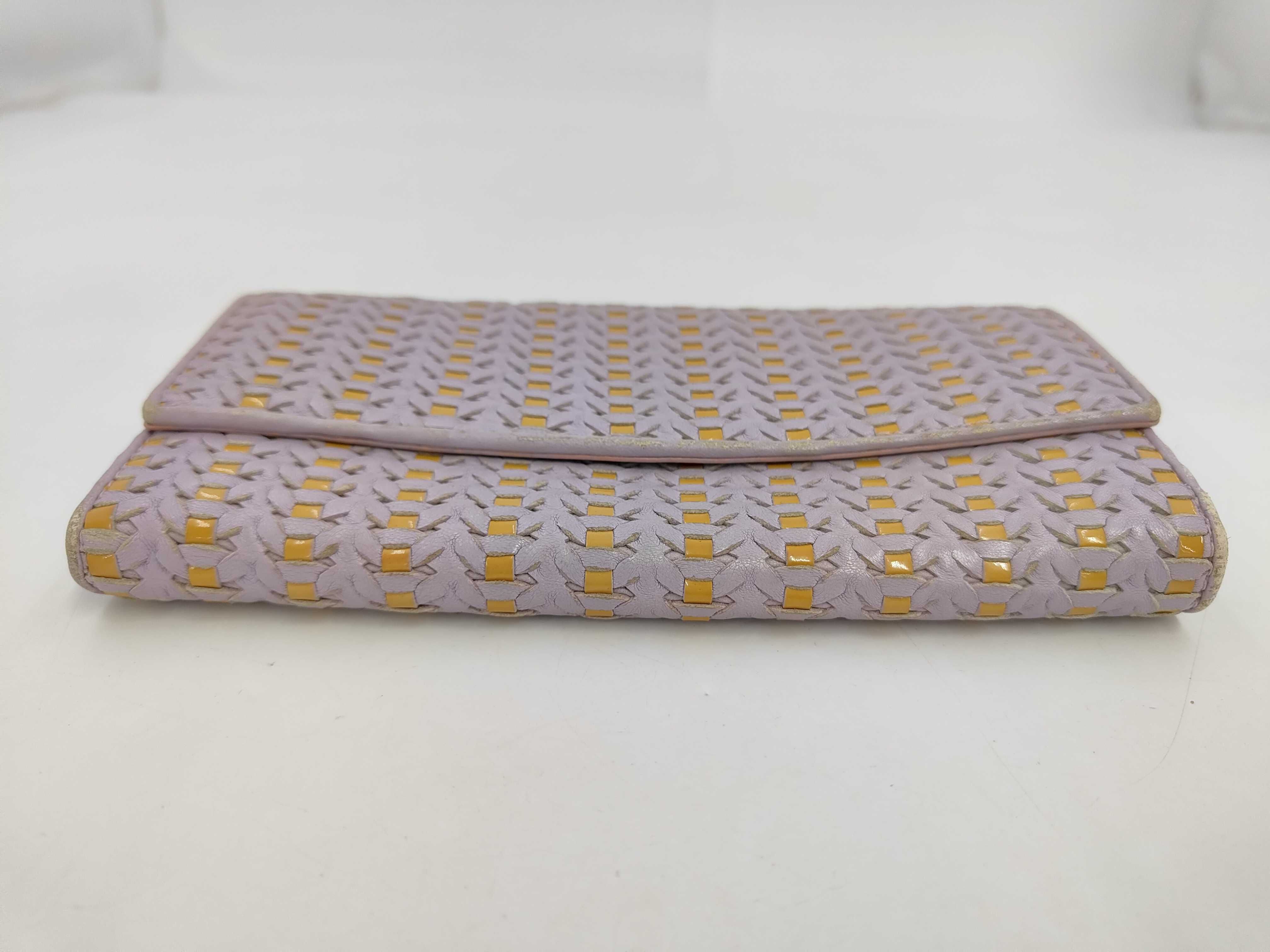 wallet — view 3