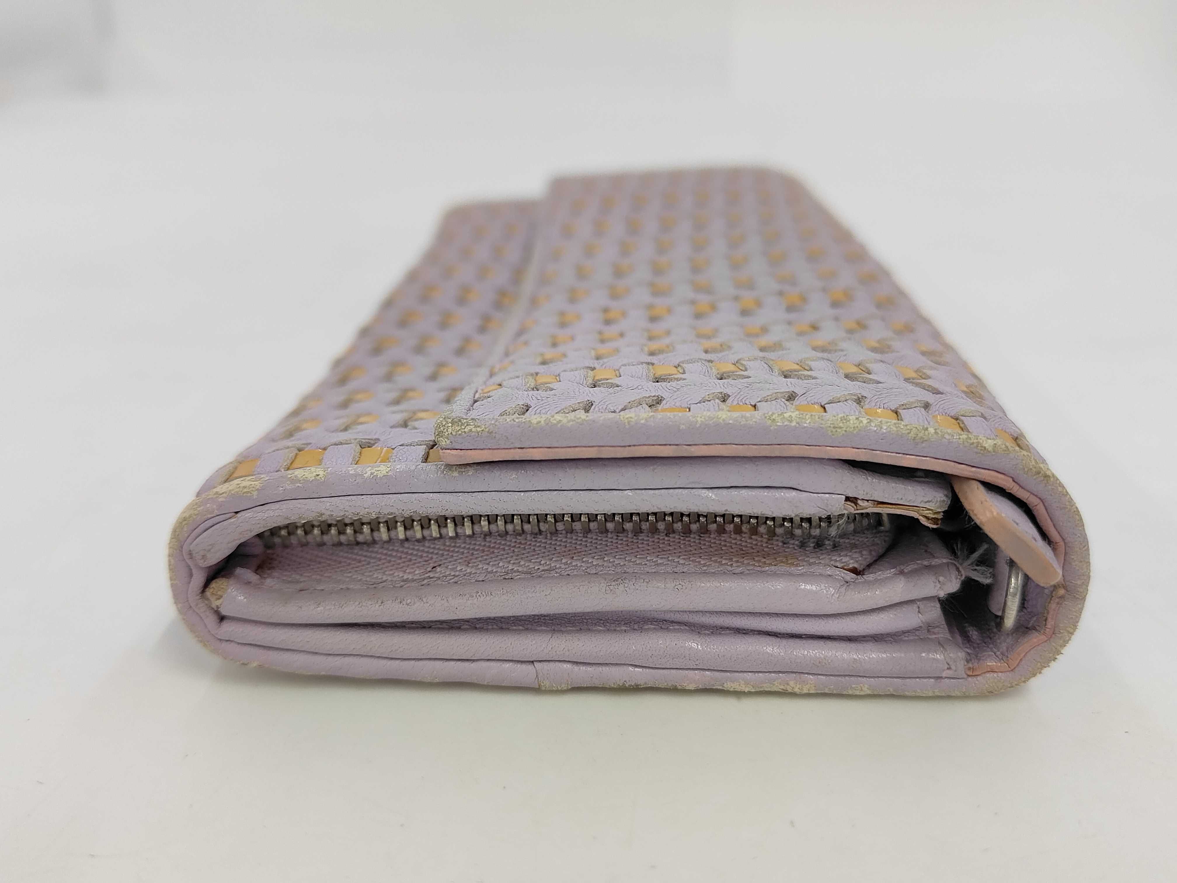 wallet — view 4
