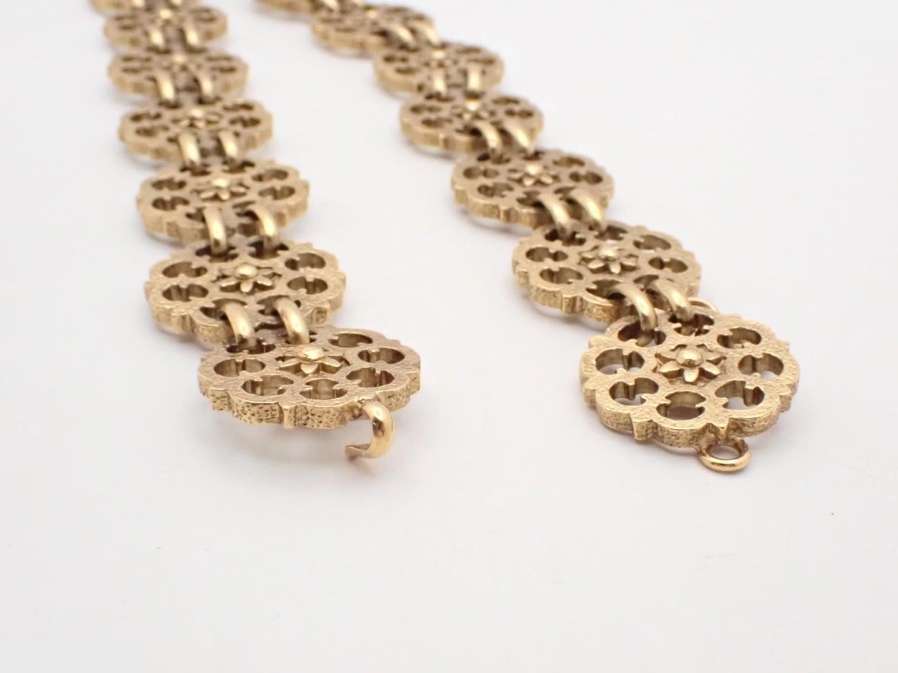 Rive Gauche Chain Belt, Flower Motif, Gold (GP) — view 3