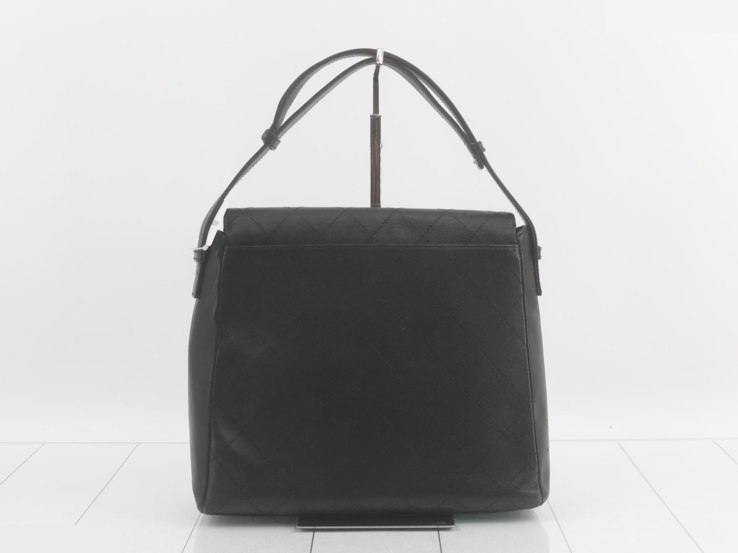 Matelassé (bag) - Shoulder bag — view 2