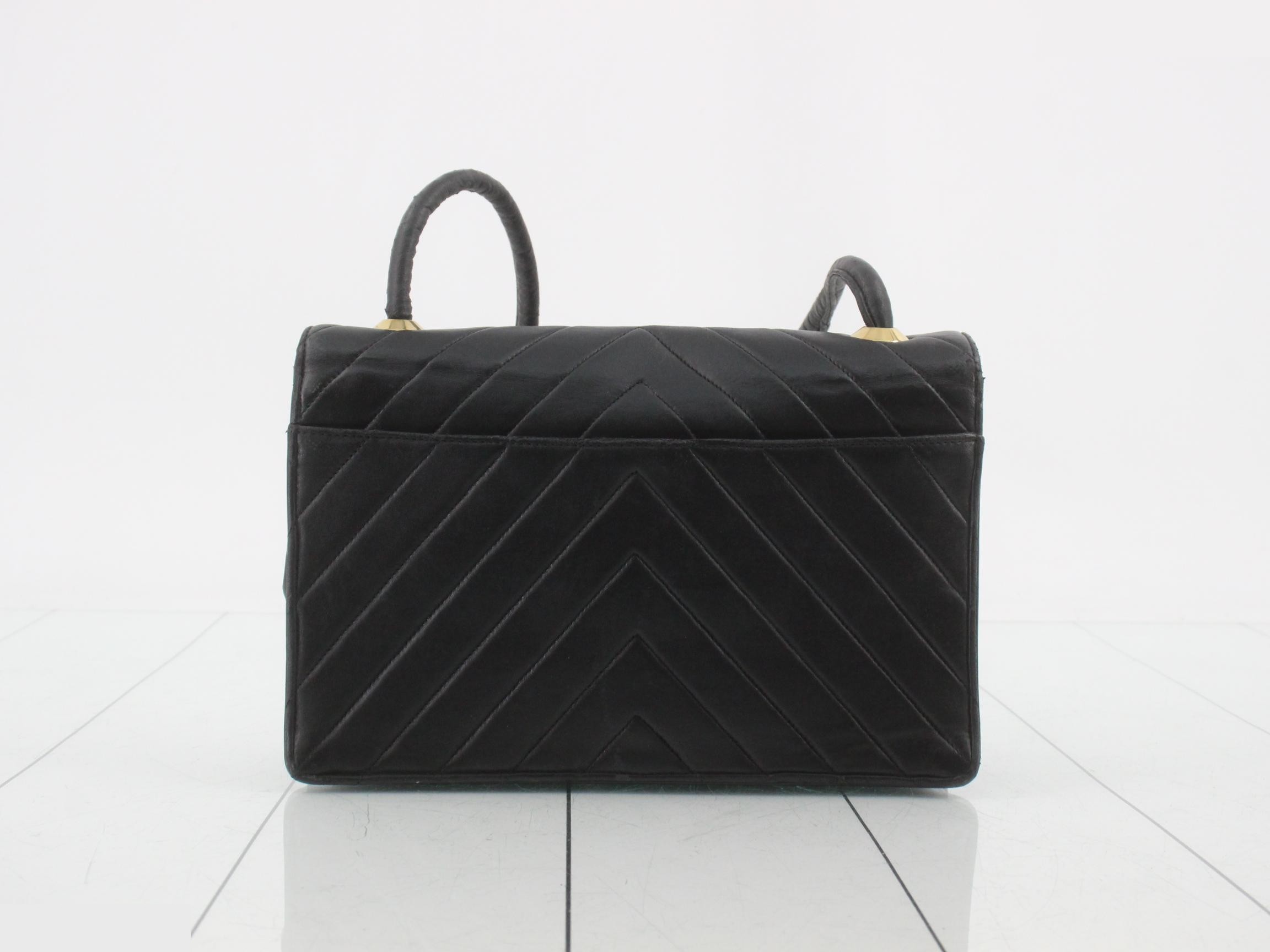 V-stitch, Black — view 2