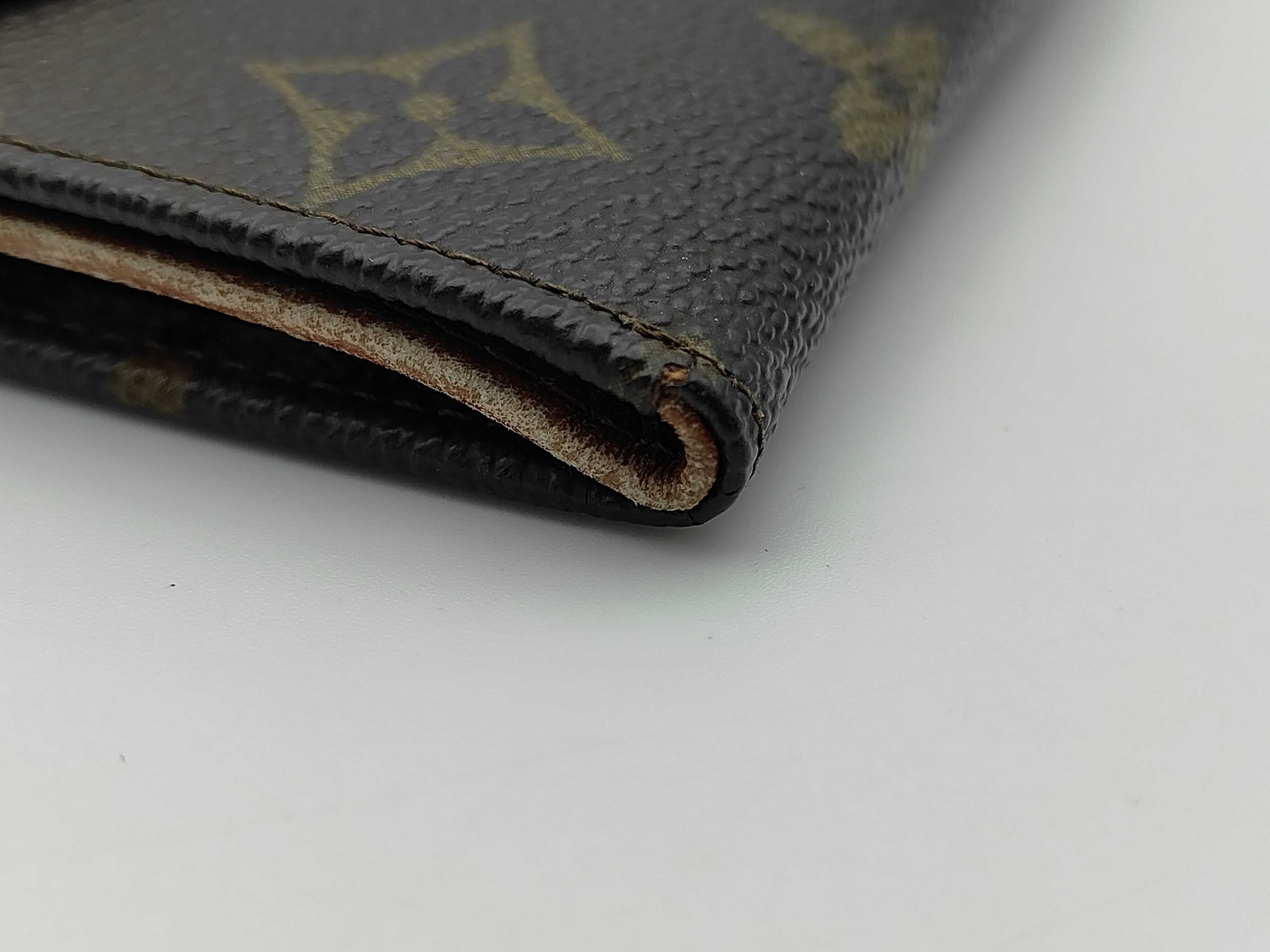 wallet — view 3