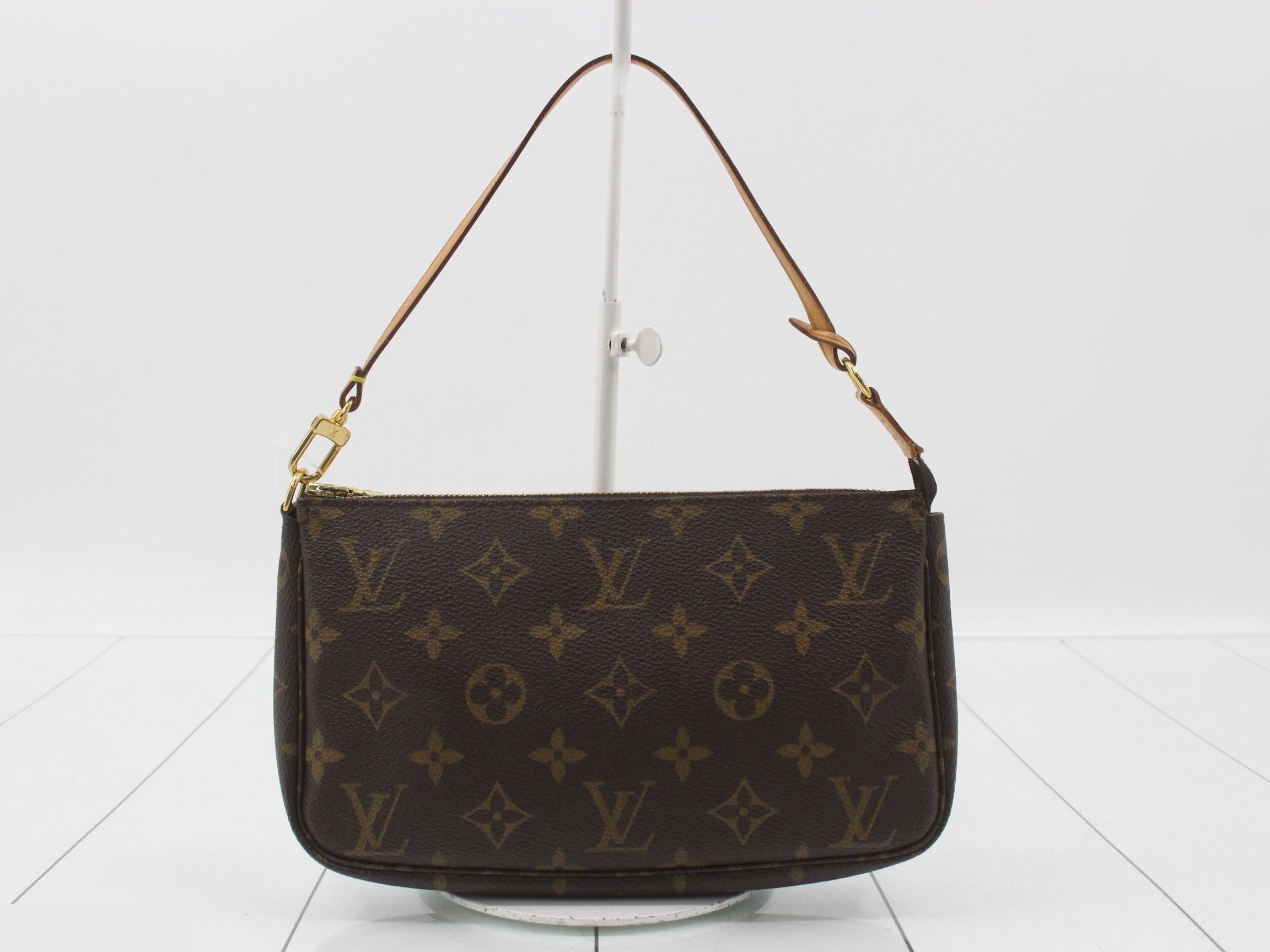 M51980 Pochette Accessoires (old model)