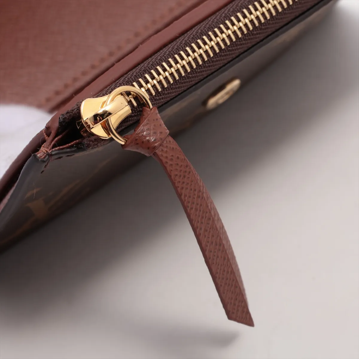 Monogram Portefeuille Victorine M62472 Brown Compact Wallet with Initials RFID Reactive — view 8