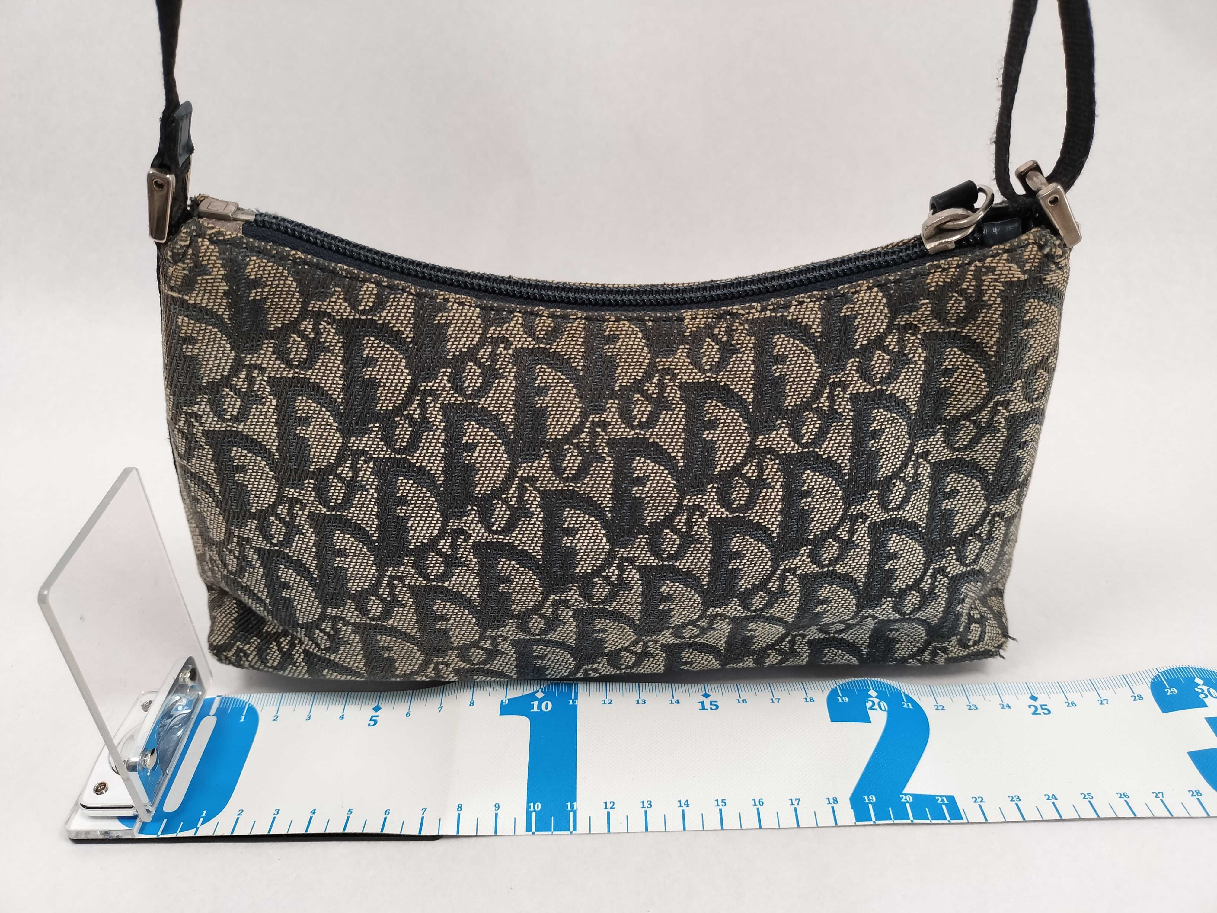 Trotter One-Shoulder Bag — view 2