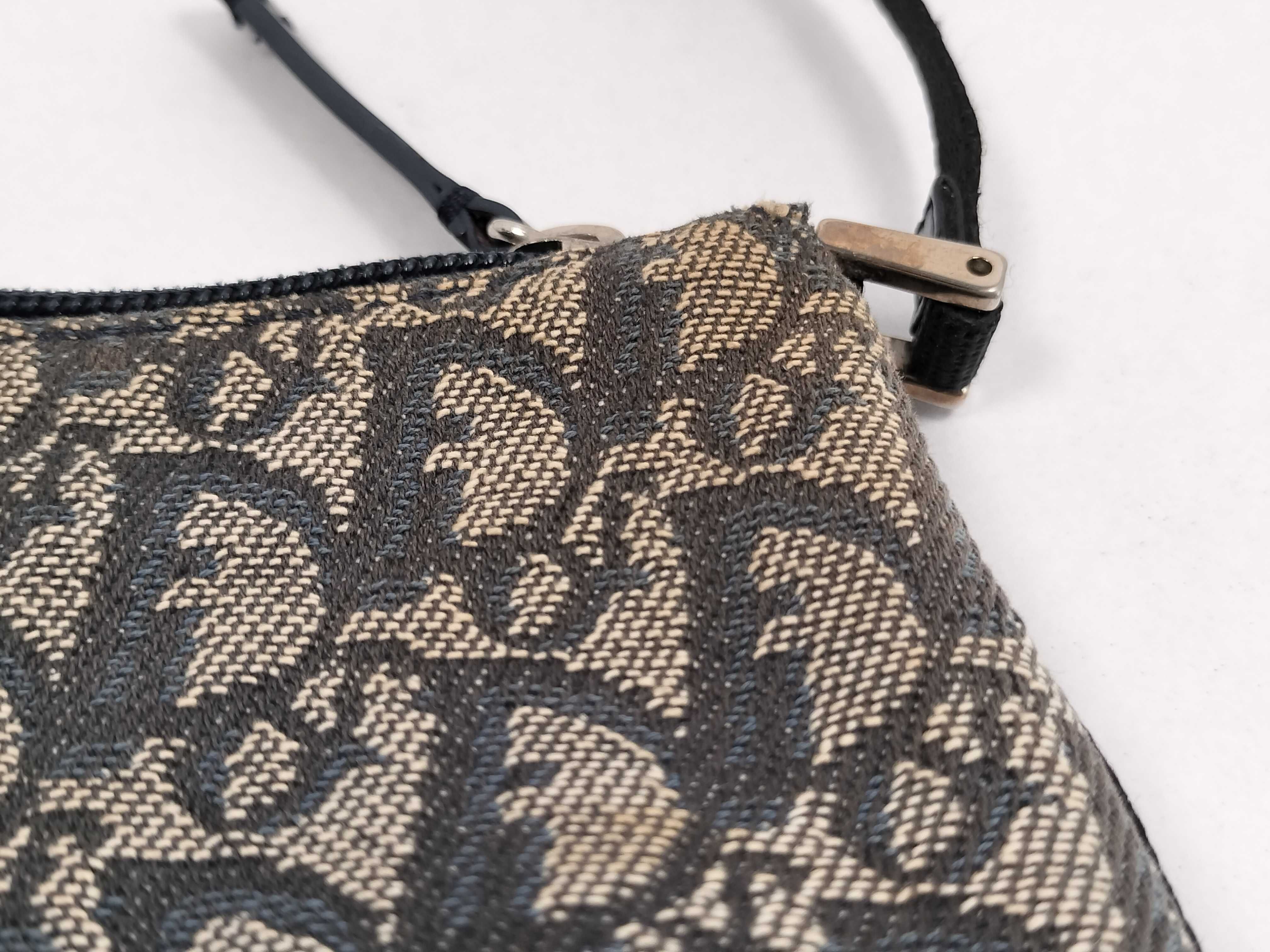 Trotter One-Shoulder Bag — view 15