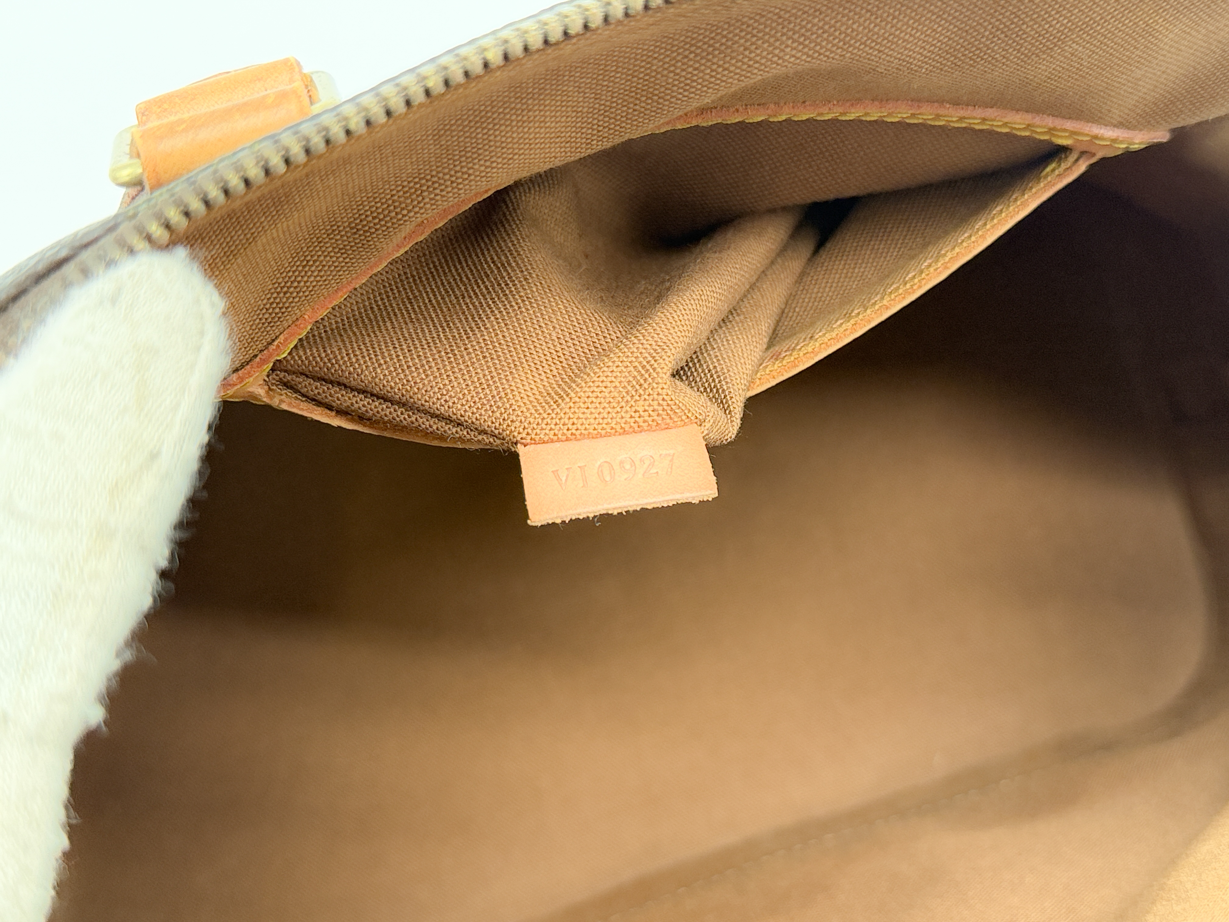 Monogram M51130 Alma PM VI0927 Handbag — view 13