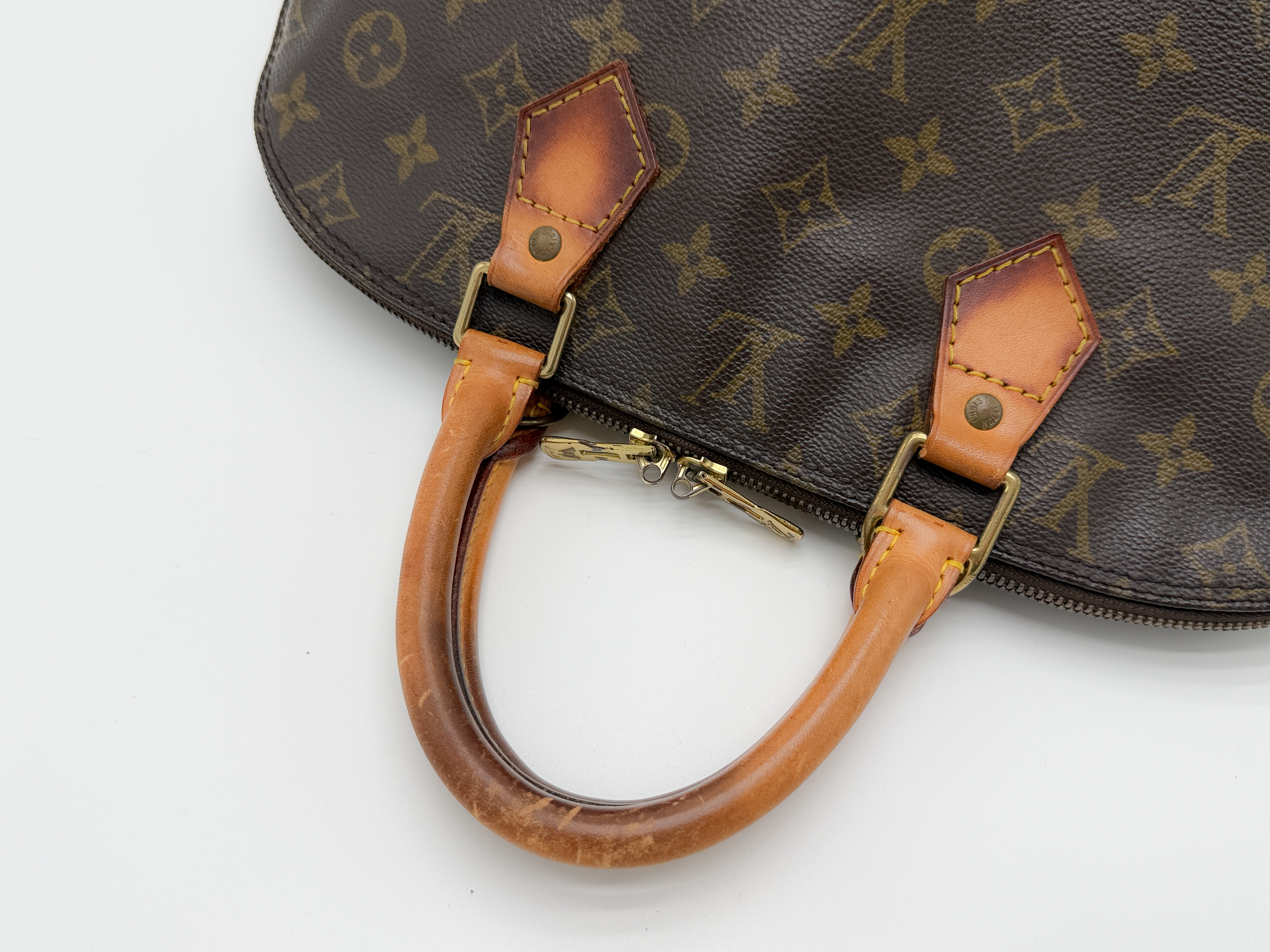 Monogram M51130 Alma PM VI0927 Handbag — view 3