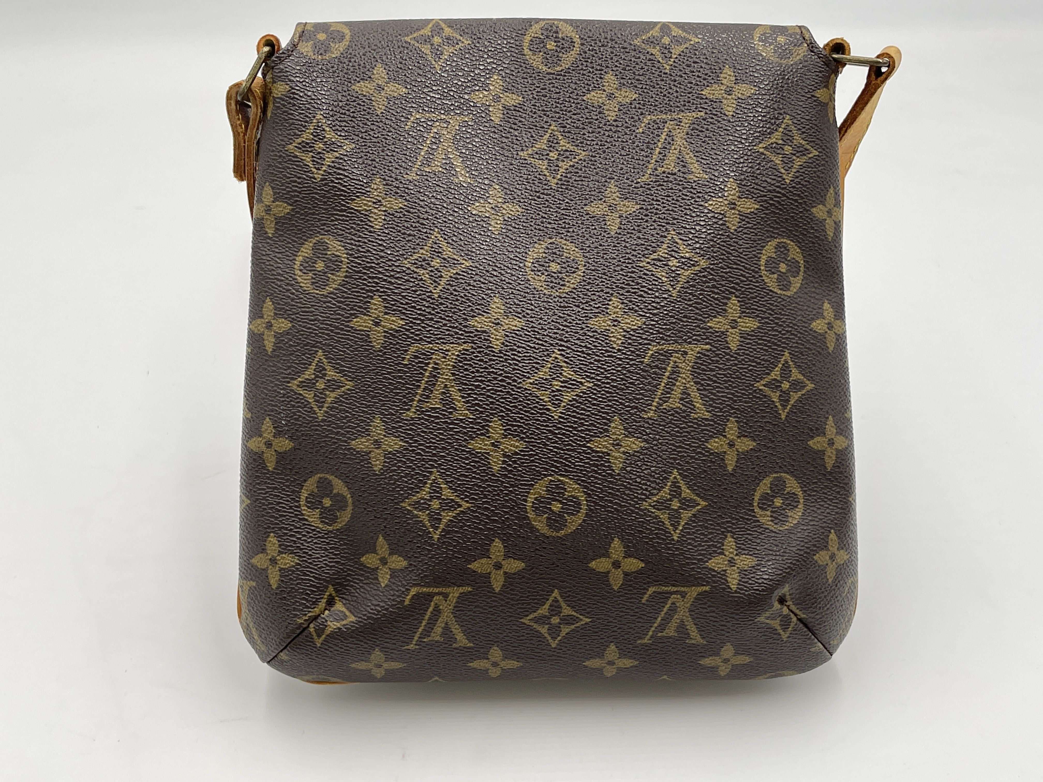 Monogram Musette Salsa M51258 AS1002 Shoulder Bag — view 2