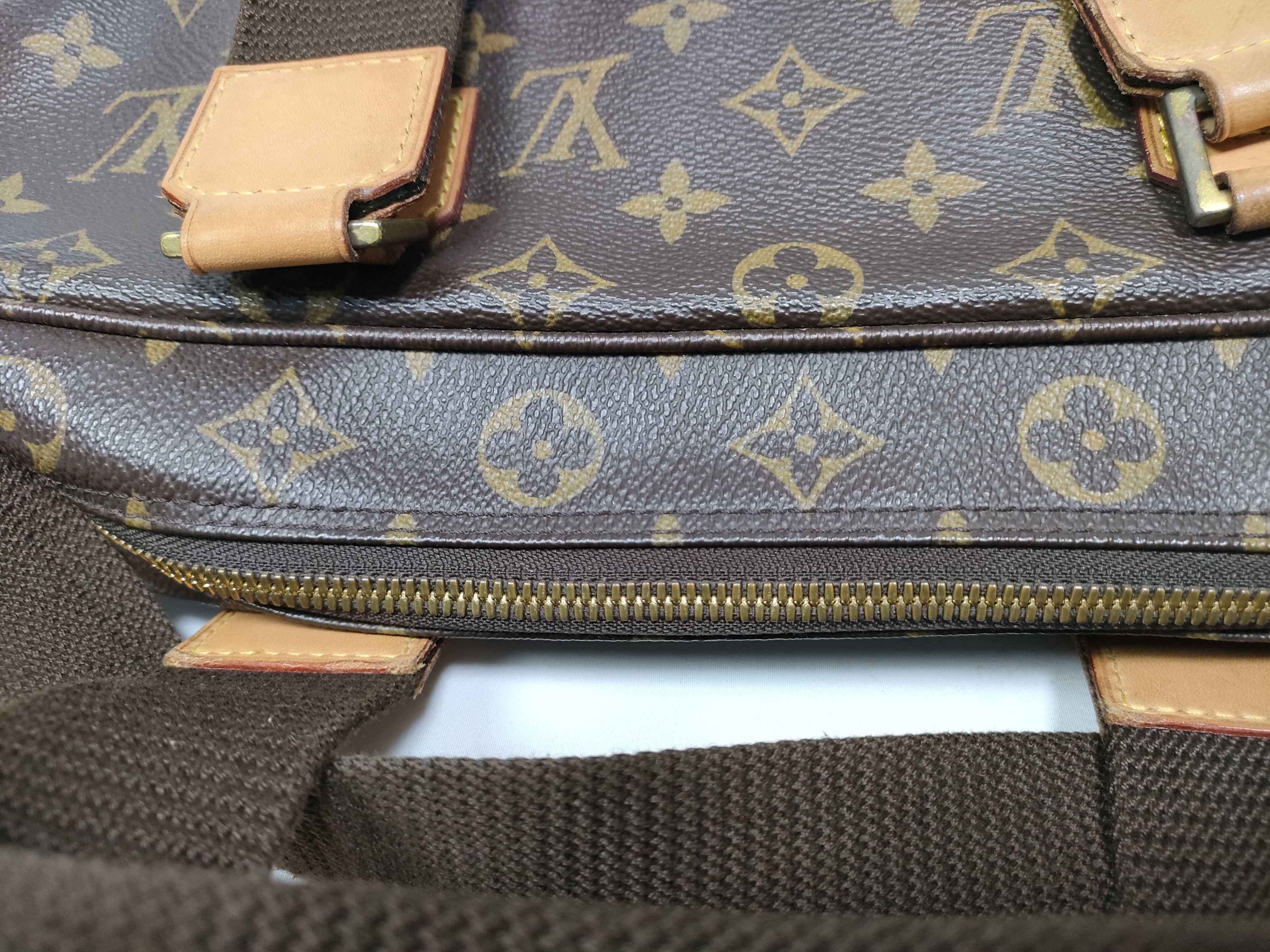 Monogram Louis Vuitton Monogram Hand Shoulder Bag Handbag — view 13